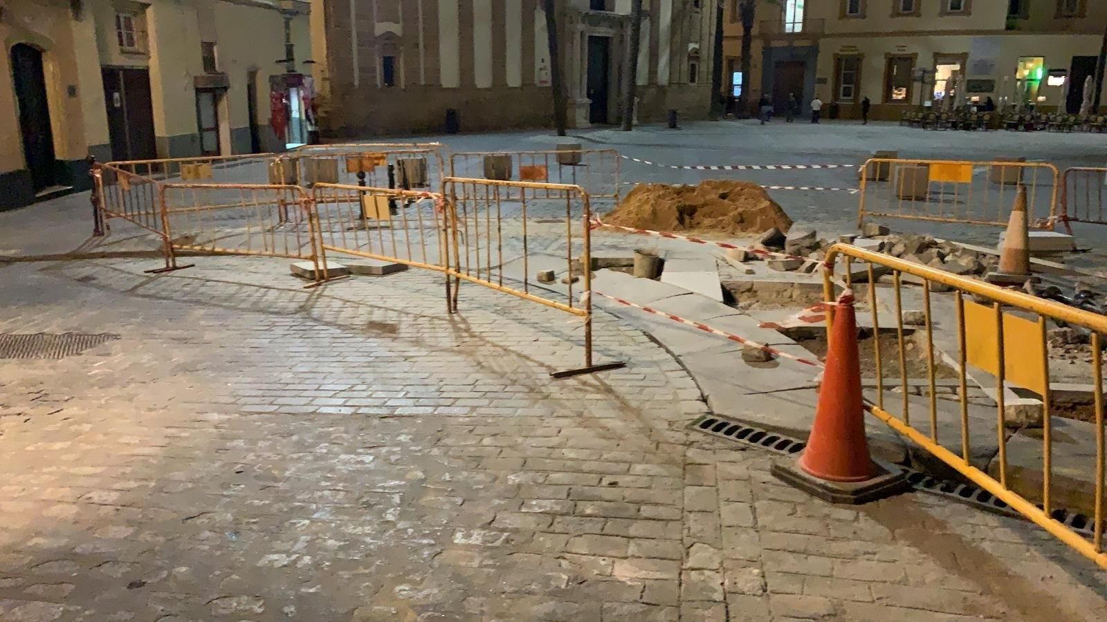 Obras para eliminar el escalón de Arquitecto Acero