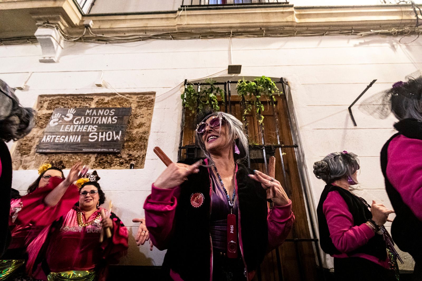 Búscate entre las mejores imágenes del Circuito de agrupaciones ilegales del Pópulo