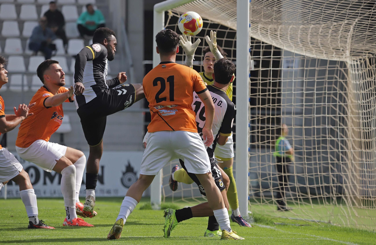 Las mejores fotos del Balona - Pozoblanco de Tercera Federación