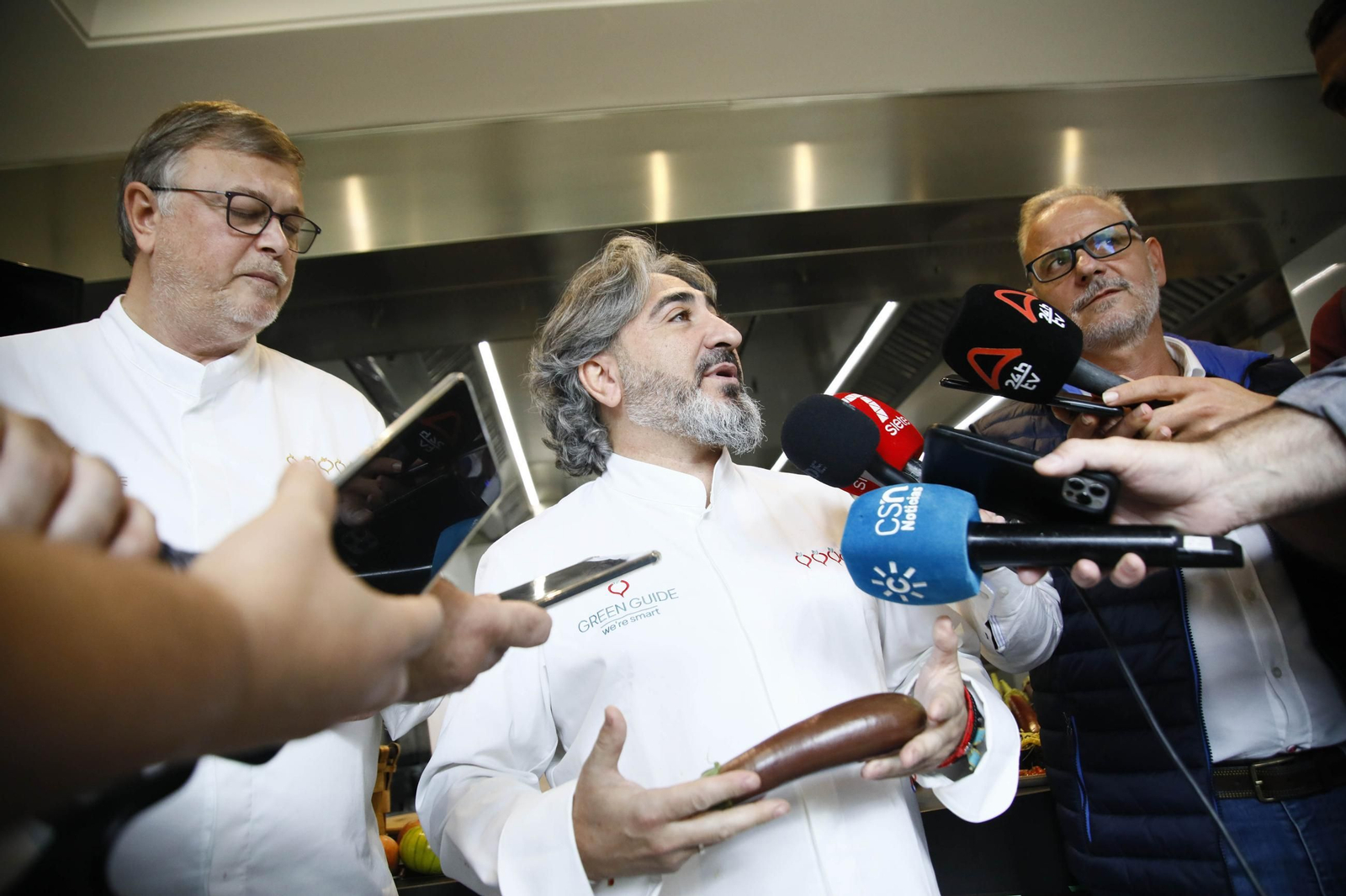 Las imágenes de una nueva variedad de berenjena en Almería