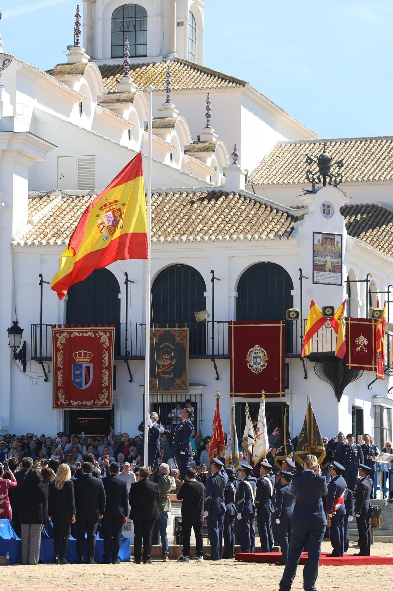 Imágenes del acto de Juramento o Promesa de Fidelidad a la Bandera Nacional en El Rocío