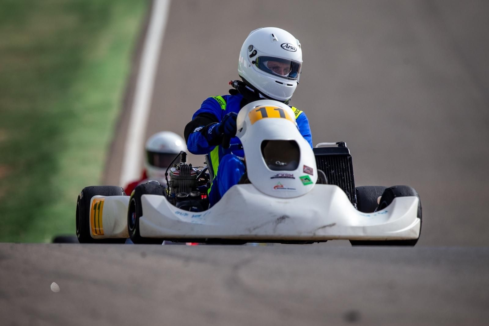El piloto almeriense Ignacio García al volante de su kart durante una de las pruebas del campeonato.