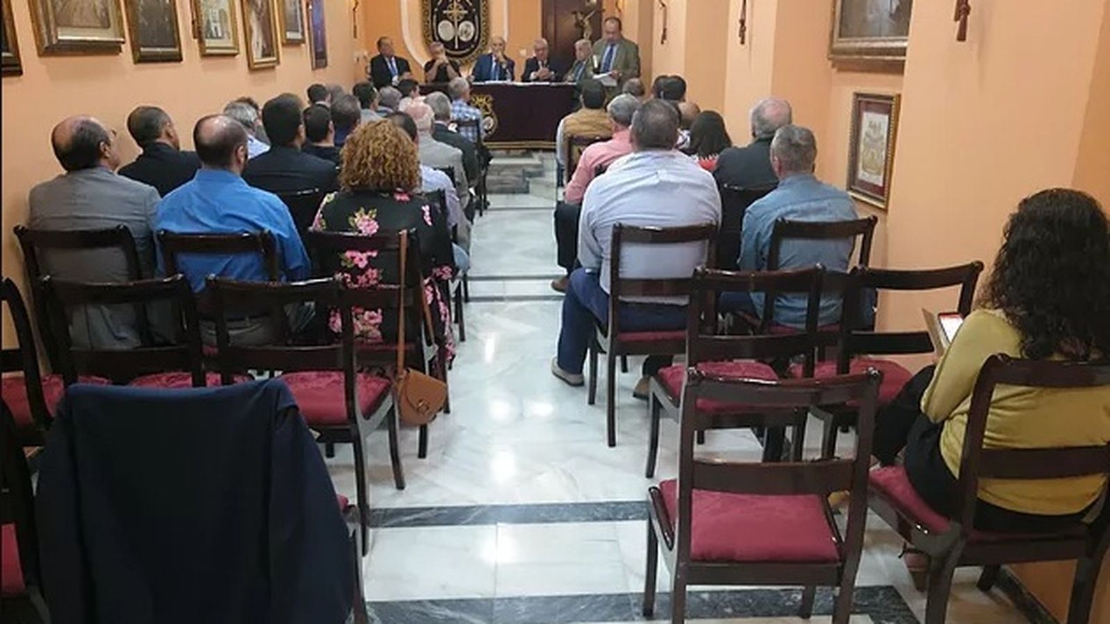 Pleno de hermanos mayores del Consejo de Hermandades