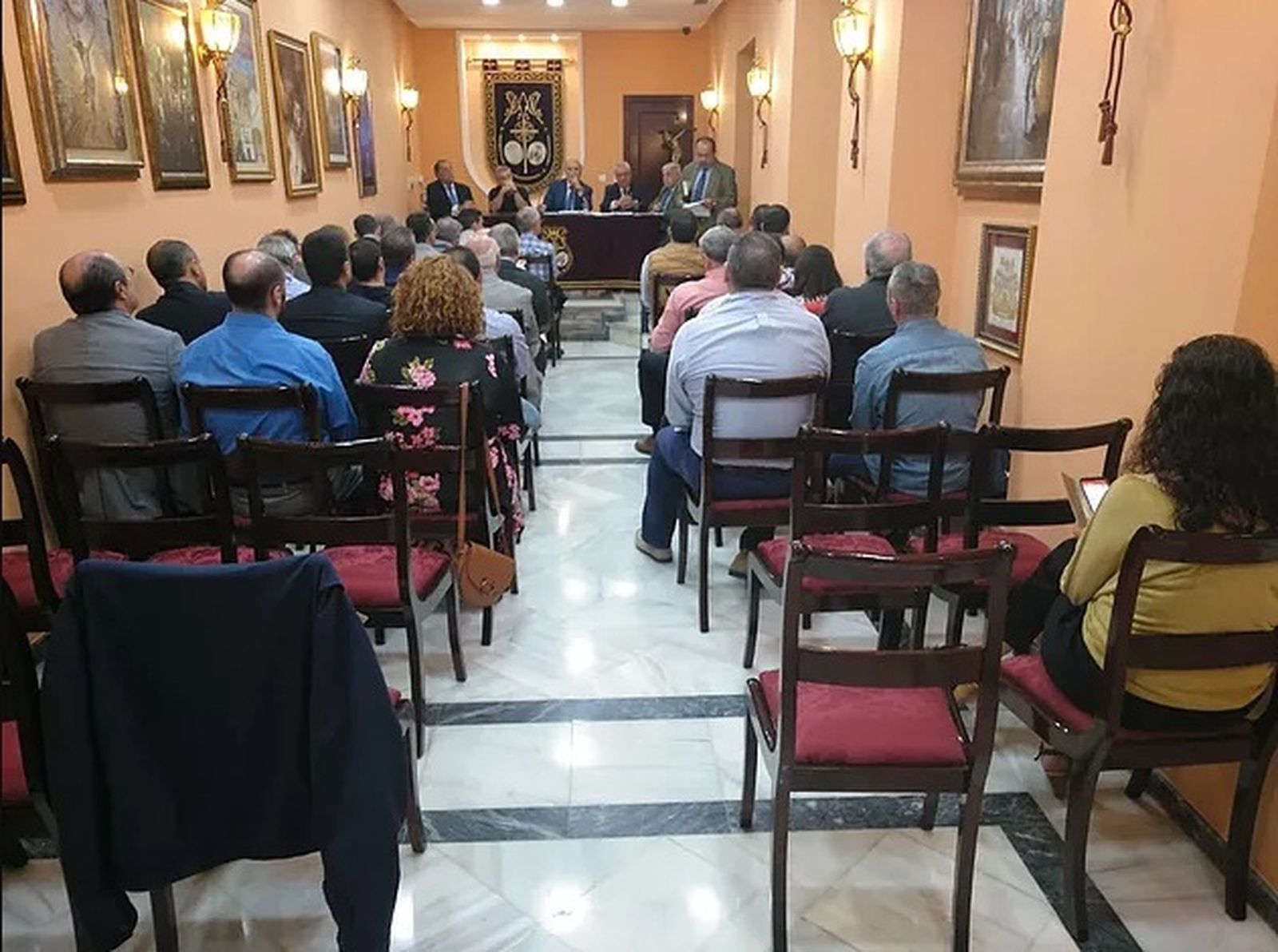 Pleno de hermanos mayores del Consejo de Hermandades