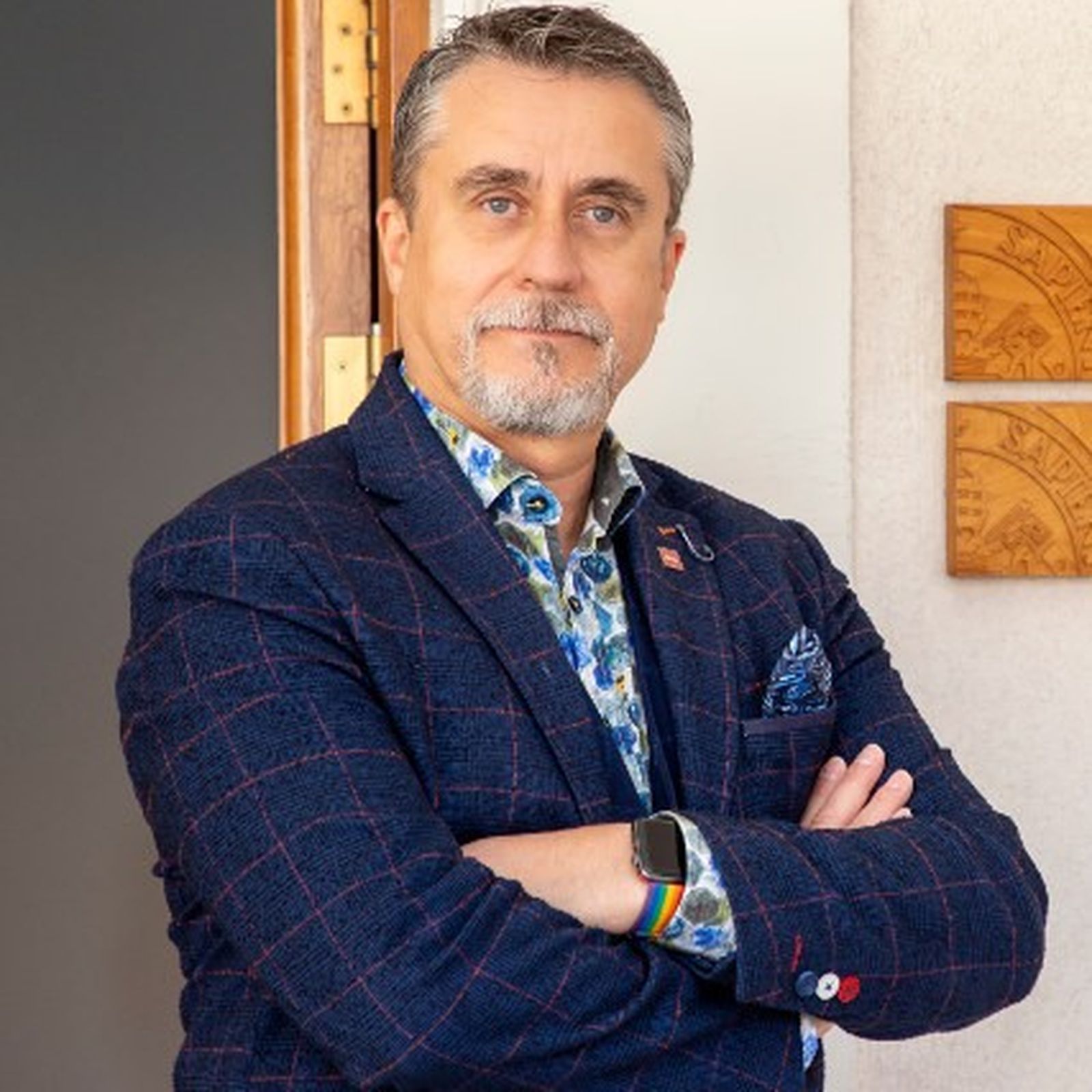 Dr. Alfredo Corell Almuzara