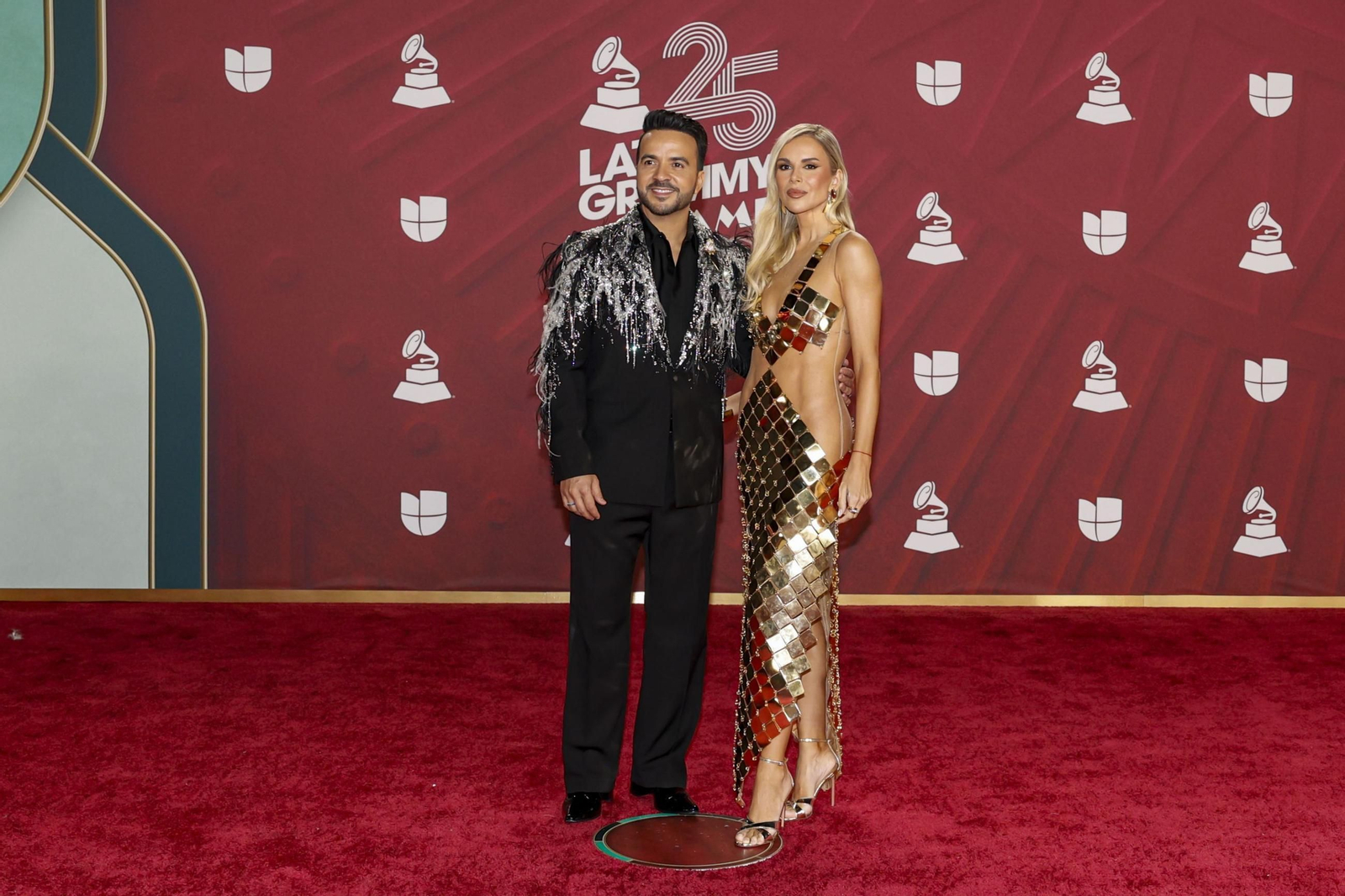 Todos los famosos, tendencias y curiosidades en la alfombra roja de la 25 edición de los Grammy Latinos