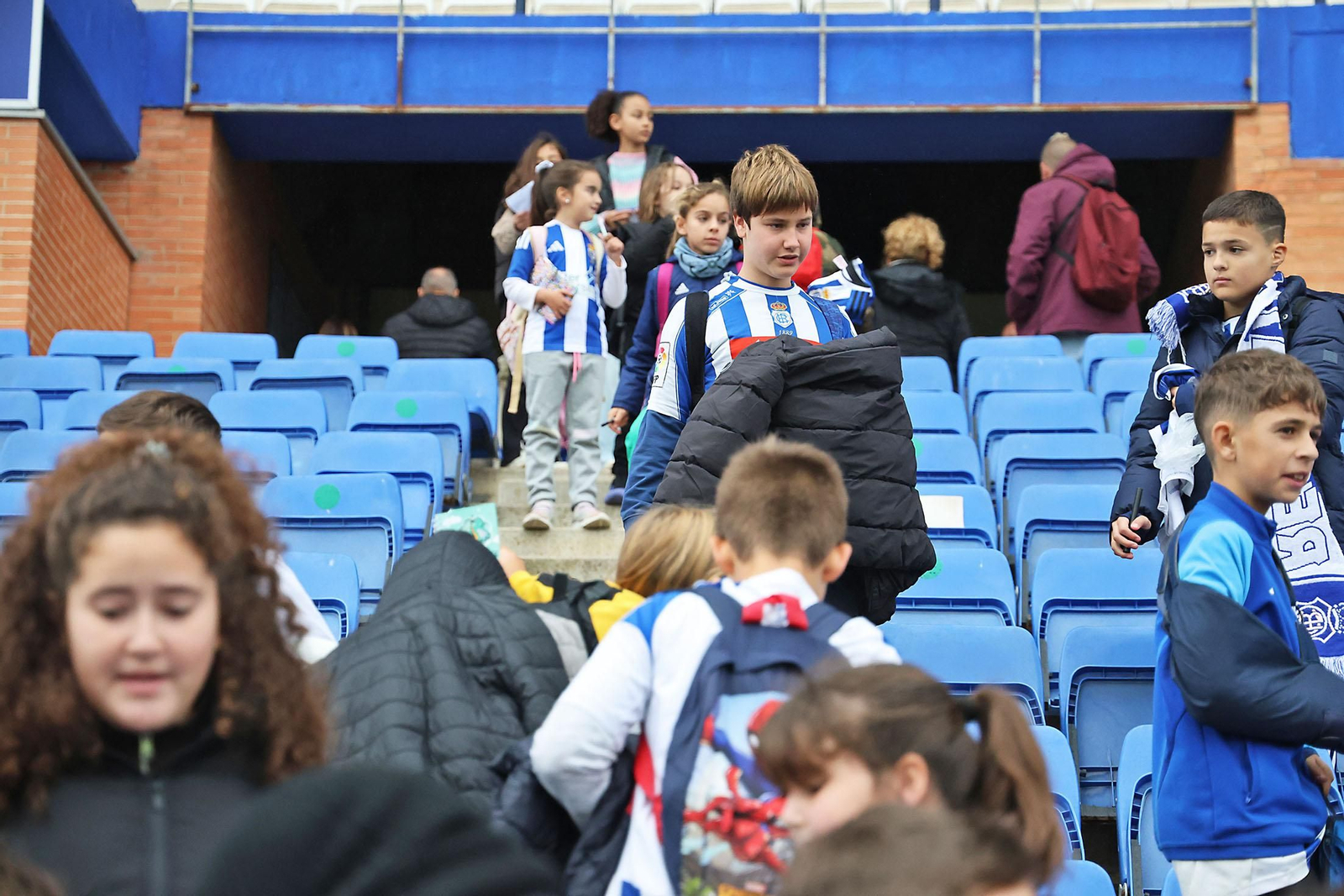 Imágenes de los mas pequeños en el entrenamiento del Recreativo de Huelva