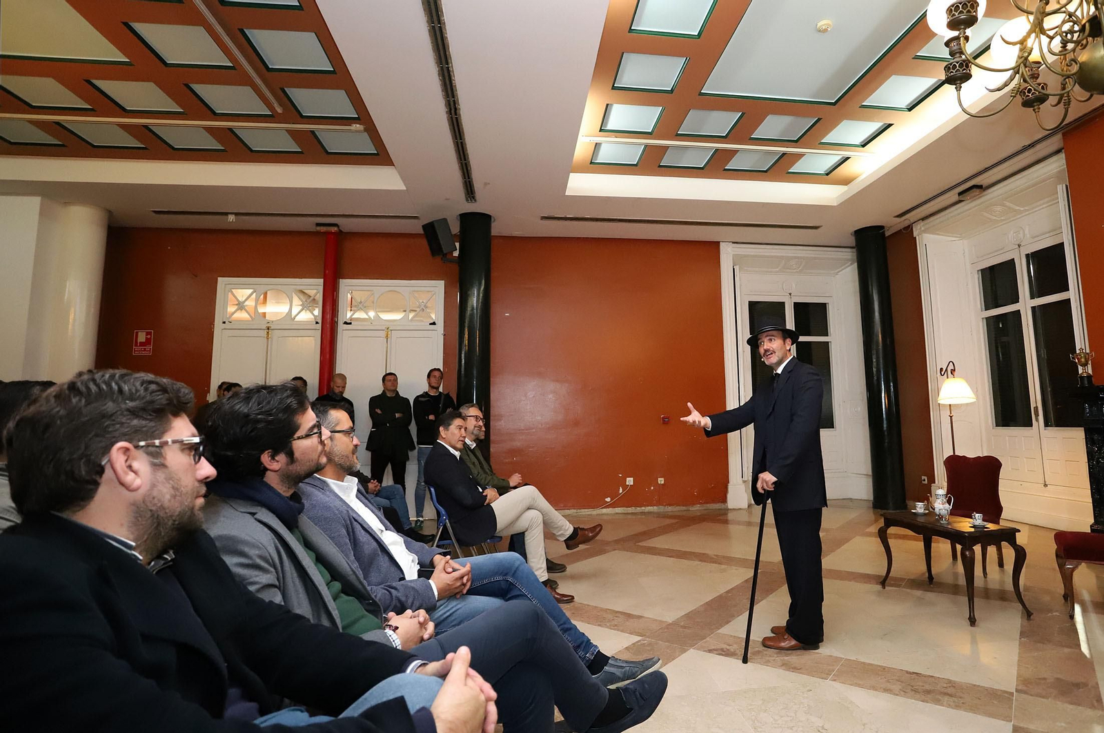 Imágenes de la camiseta del 130 aniversario del Recreativo de Huelva