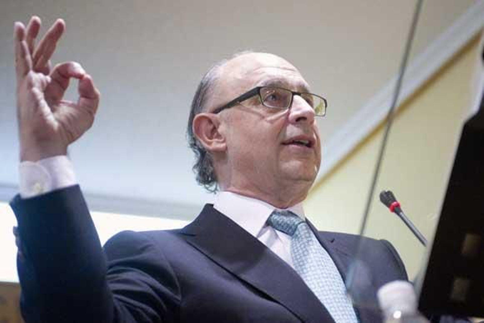 El Gobierno exigirá responsabilidades penales a quien supere el presupuesto