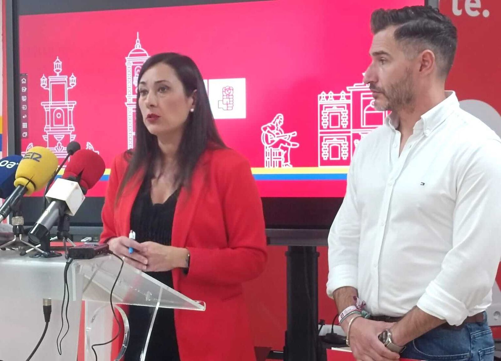 Rocío Arrabal habla durante la rueda de prensa.