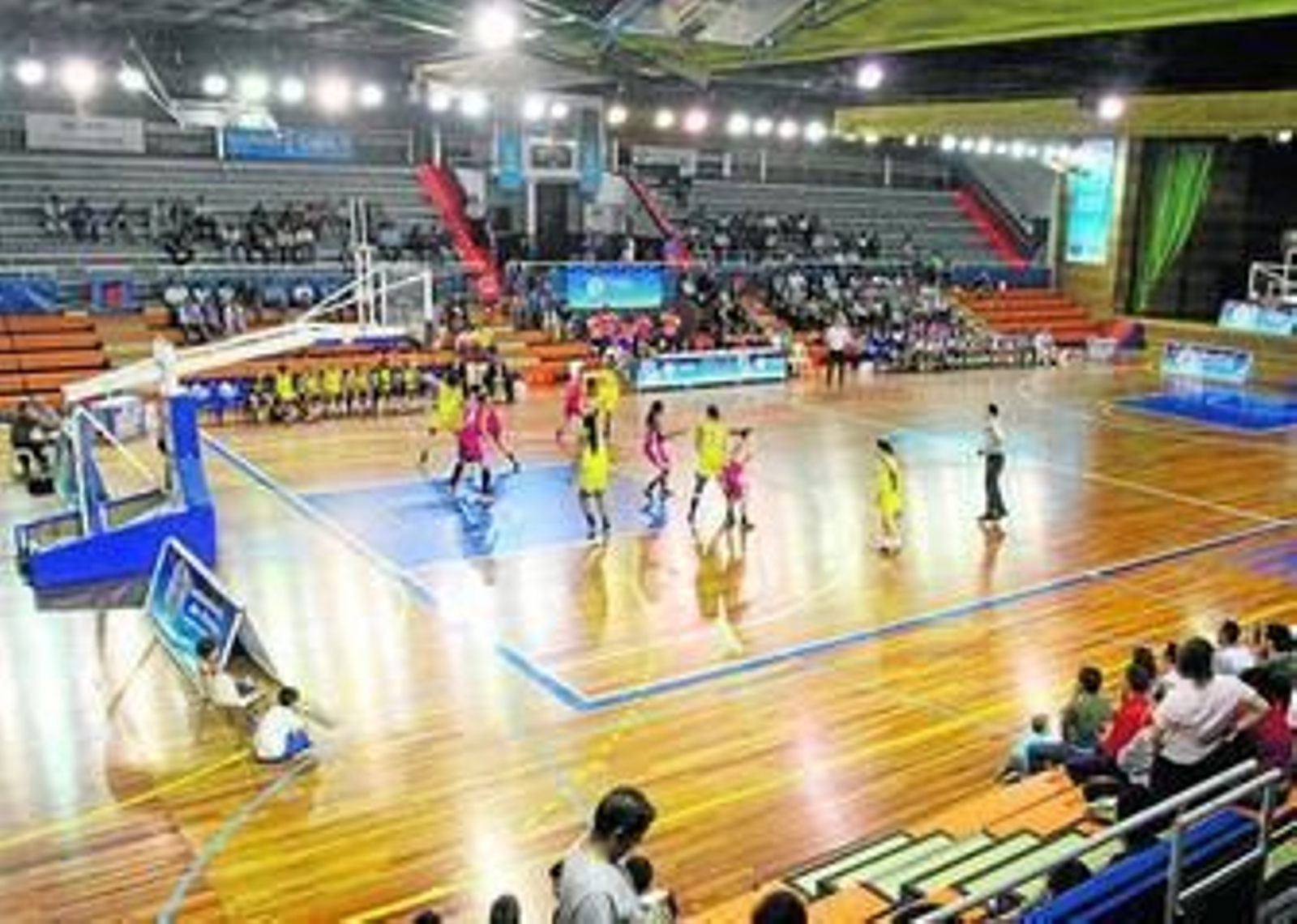 La primera plantilla del Conquero regresa hoy al trabajo ya que el domingo visita al Perfumerías Avenida.
