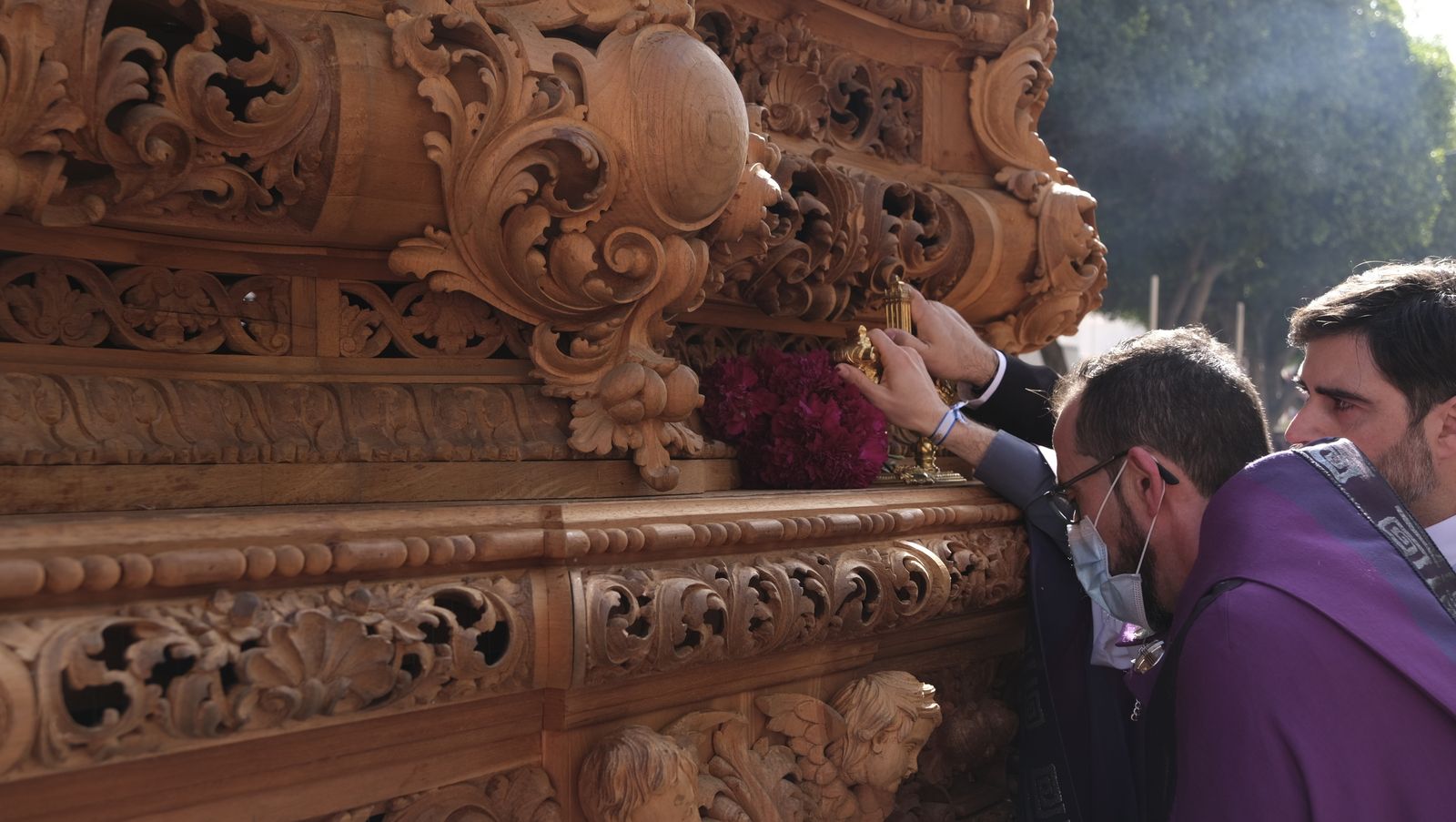 Fotogalería de la procesión de La Estrella. Semana Santa de Almería 2022.
