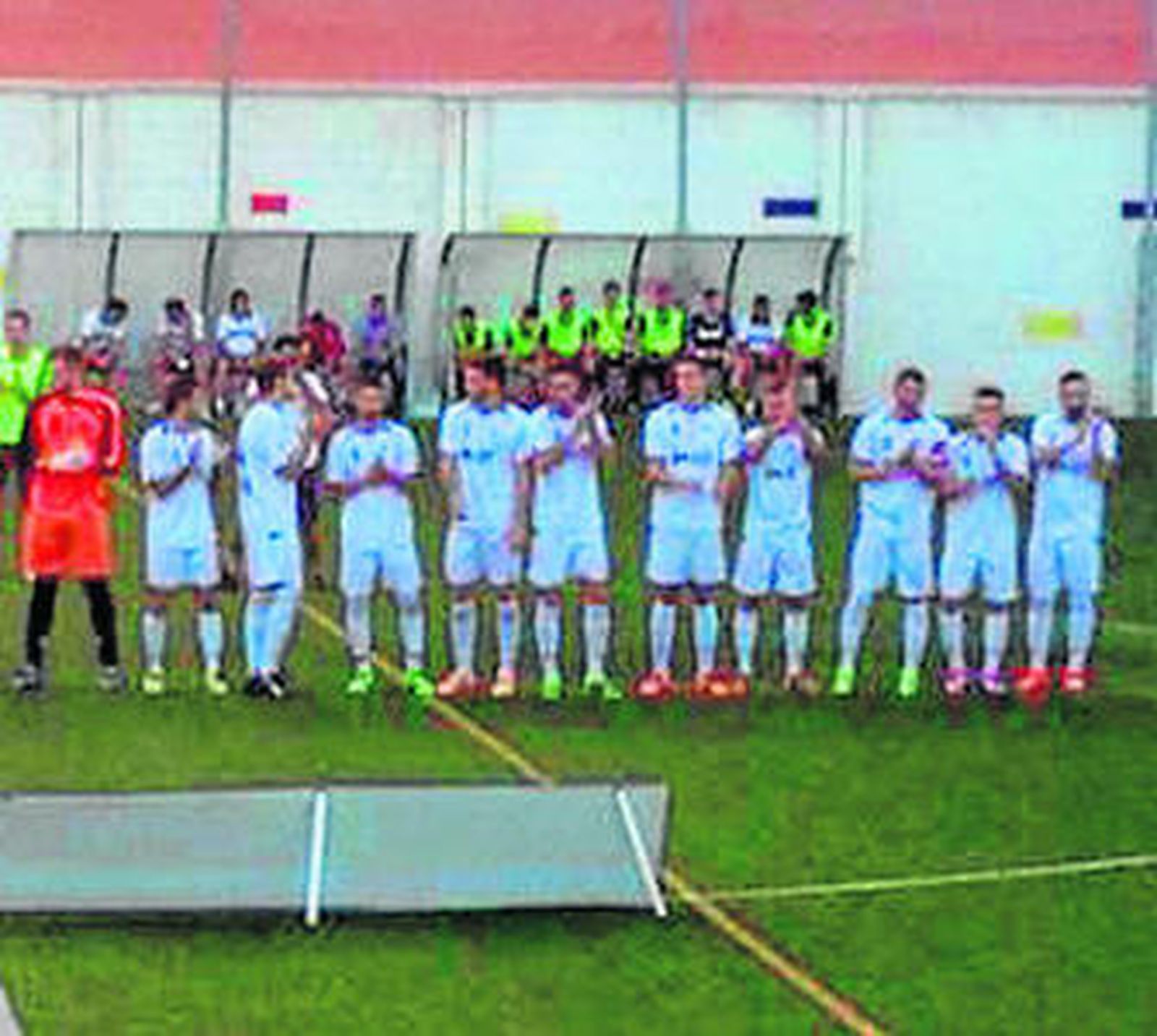 El Palo debuta ante su afición.