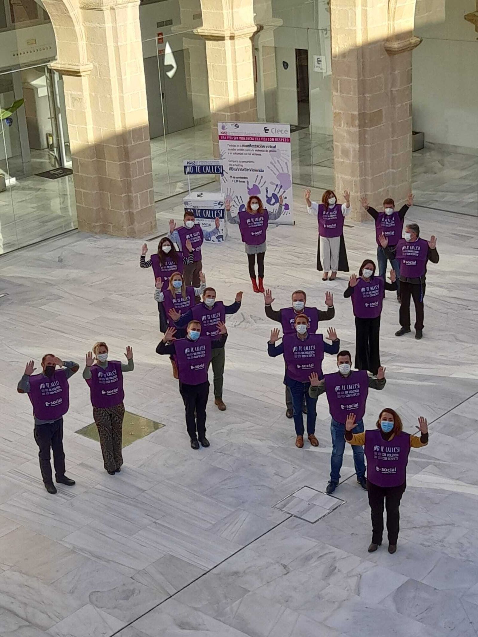 Trabajadores de Clece Cádiz que se suman al 25N.