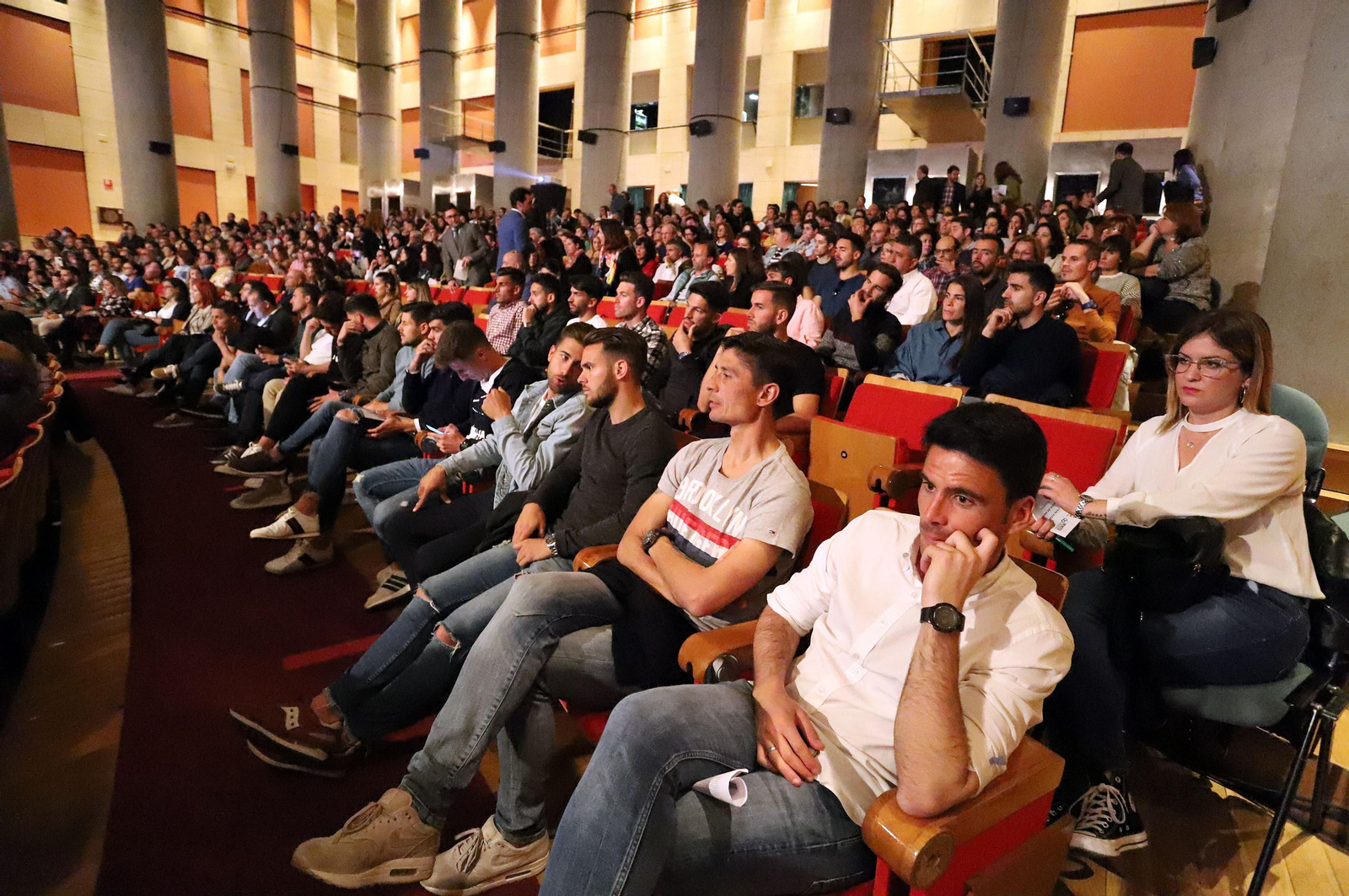 Imágenes de las intervenciones de Víctor Küppers, Pedro García Aguado y Javier Iriondo en "Mentes Expertas", organizado por CSIF en la Casa Colón