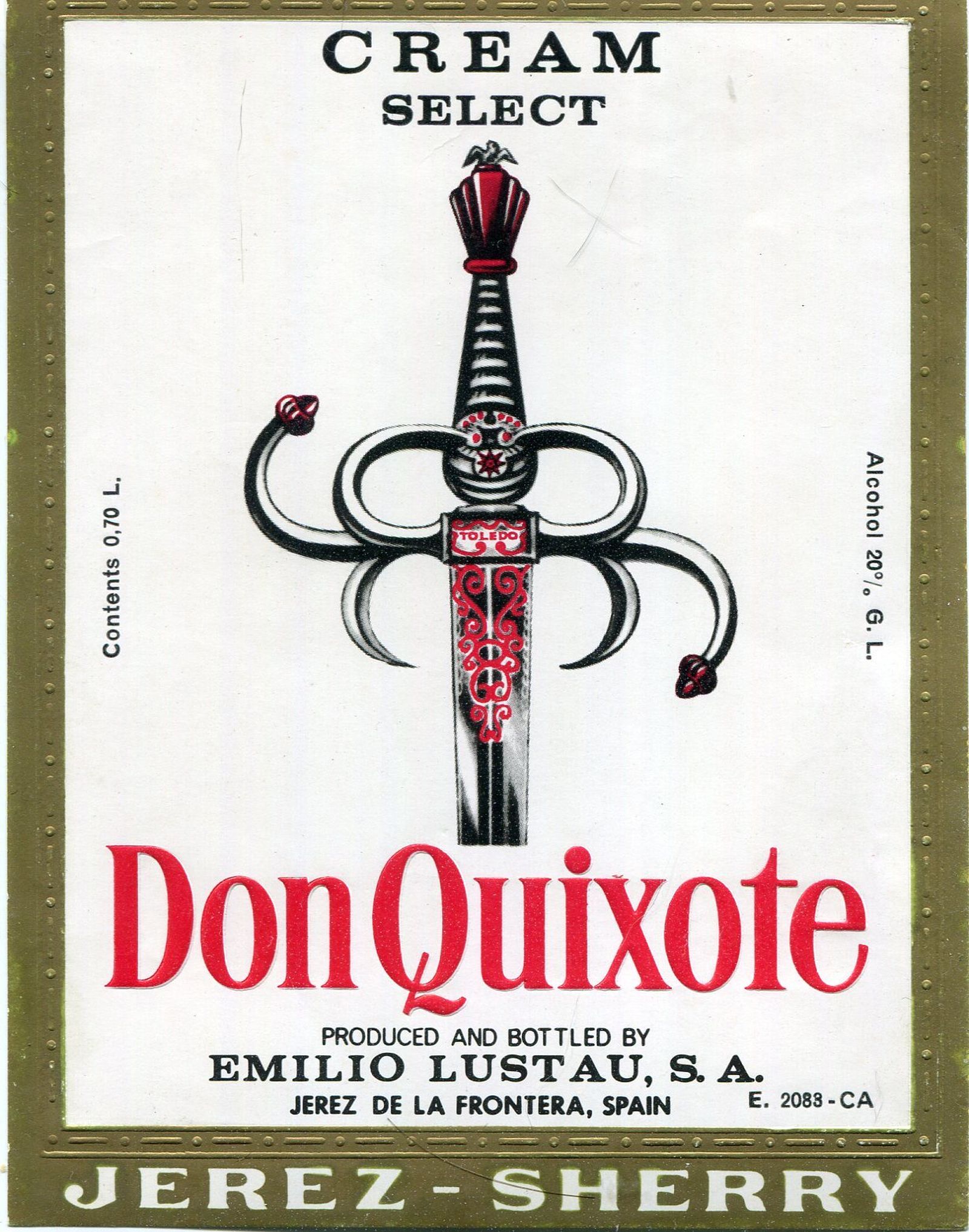Una bella empuñadura de espada el cream Don Quixote de Lustau.
