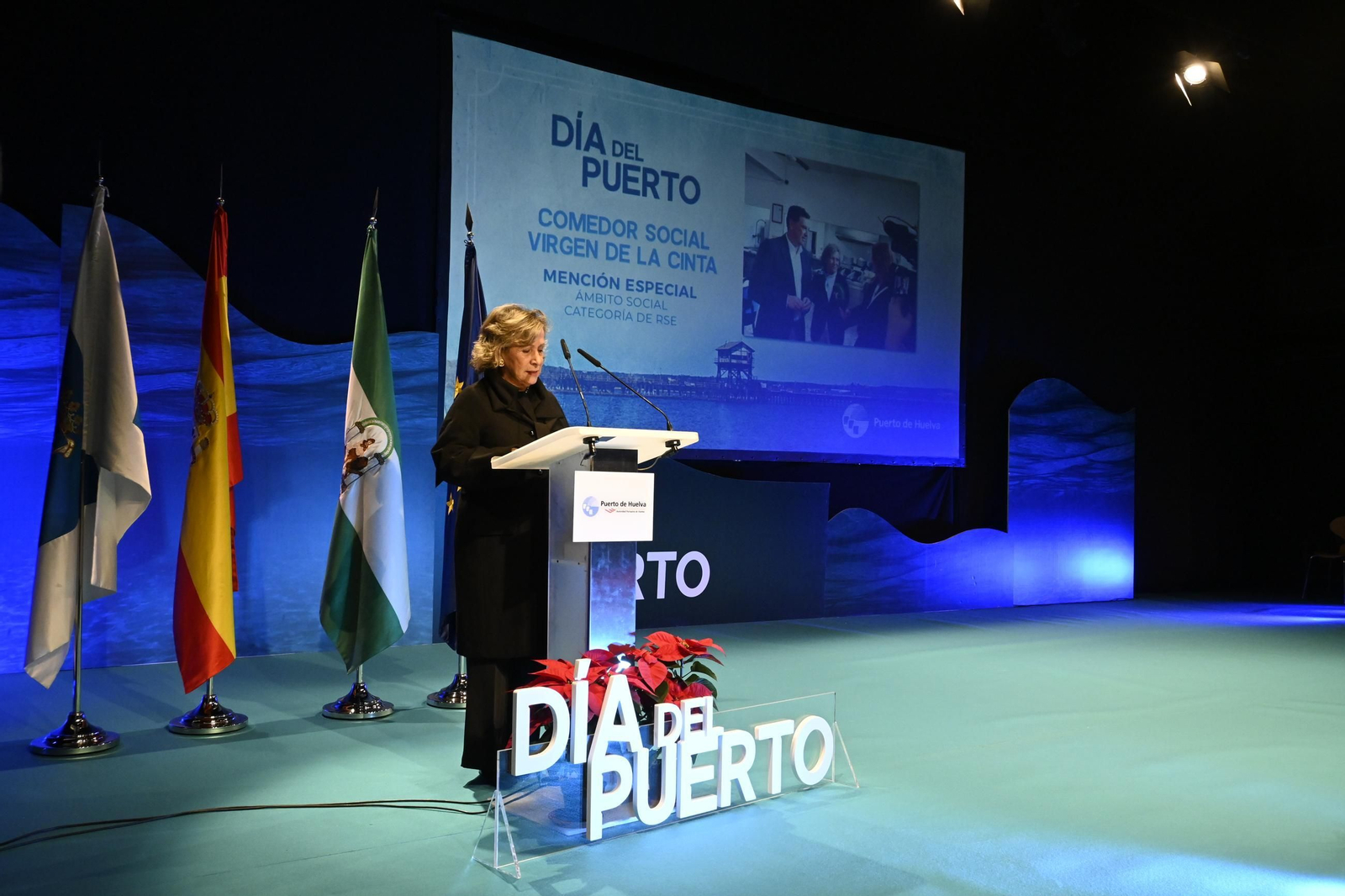 Imágenes del acto de celebración del Día del Puerto, en Huelva