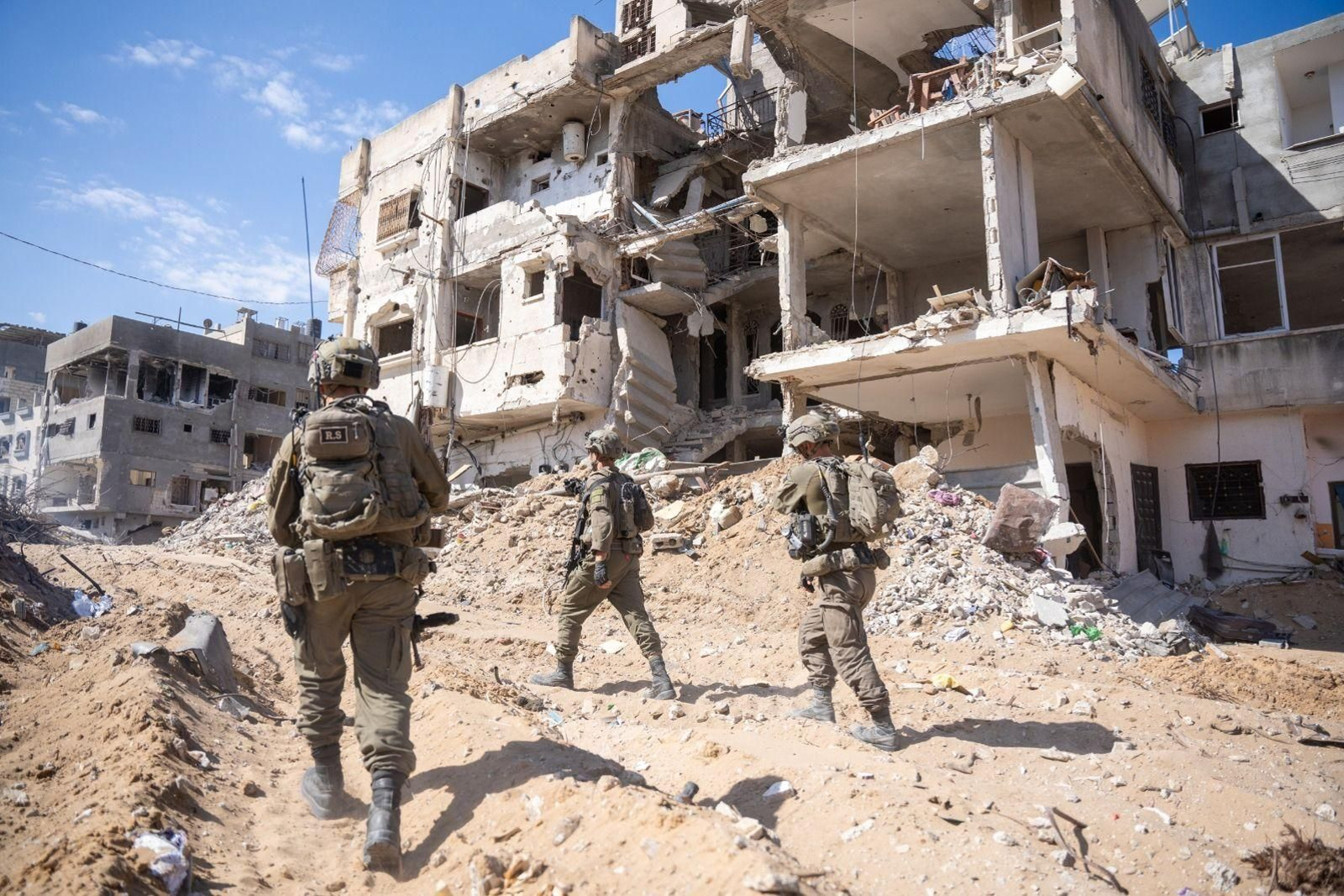 Varios soldados israelíes durante una incursión en la Franja de Gaza. Varios soldados israelíes durante una incursión en la Franja de Gaza.