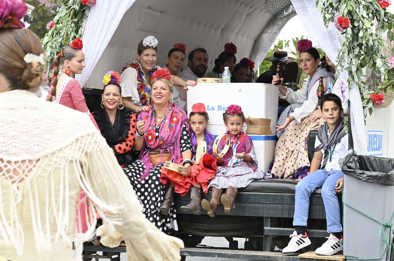 Imágenes de los carros de la Hermandad del Rocío de Huelva