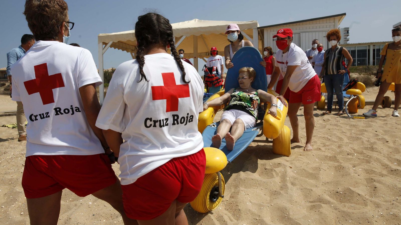 Los paseos por la playa son otra de las posibilidades de la iniciativa
