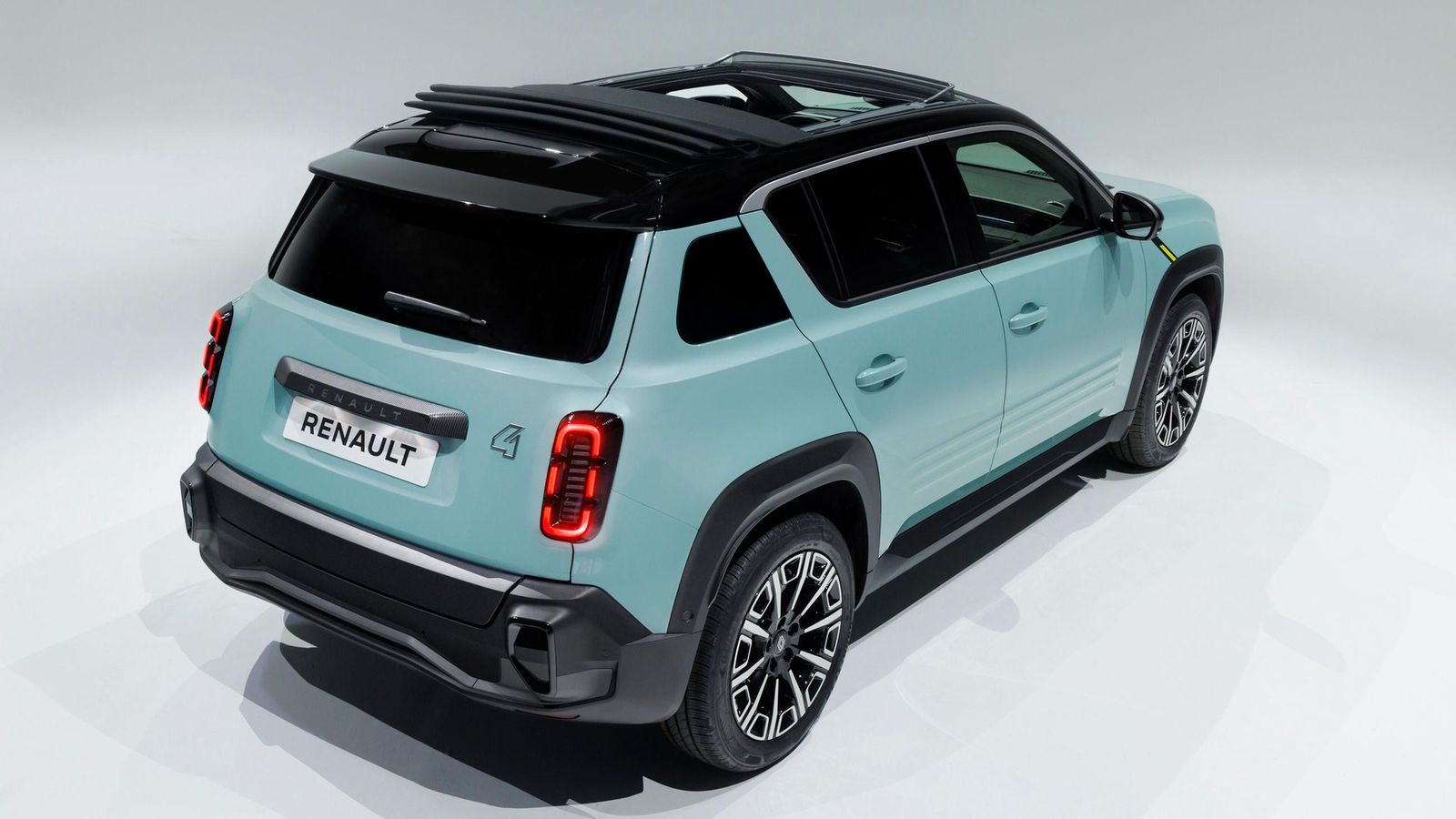 Renault va a arropar el lanzamiento de su nuevo SUV con varias acciones, entre las que están la comercialización de varios objetos de transporte electrificados.