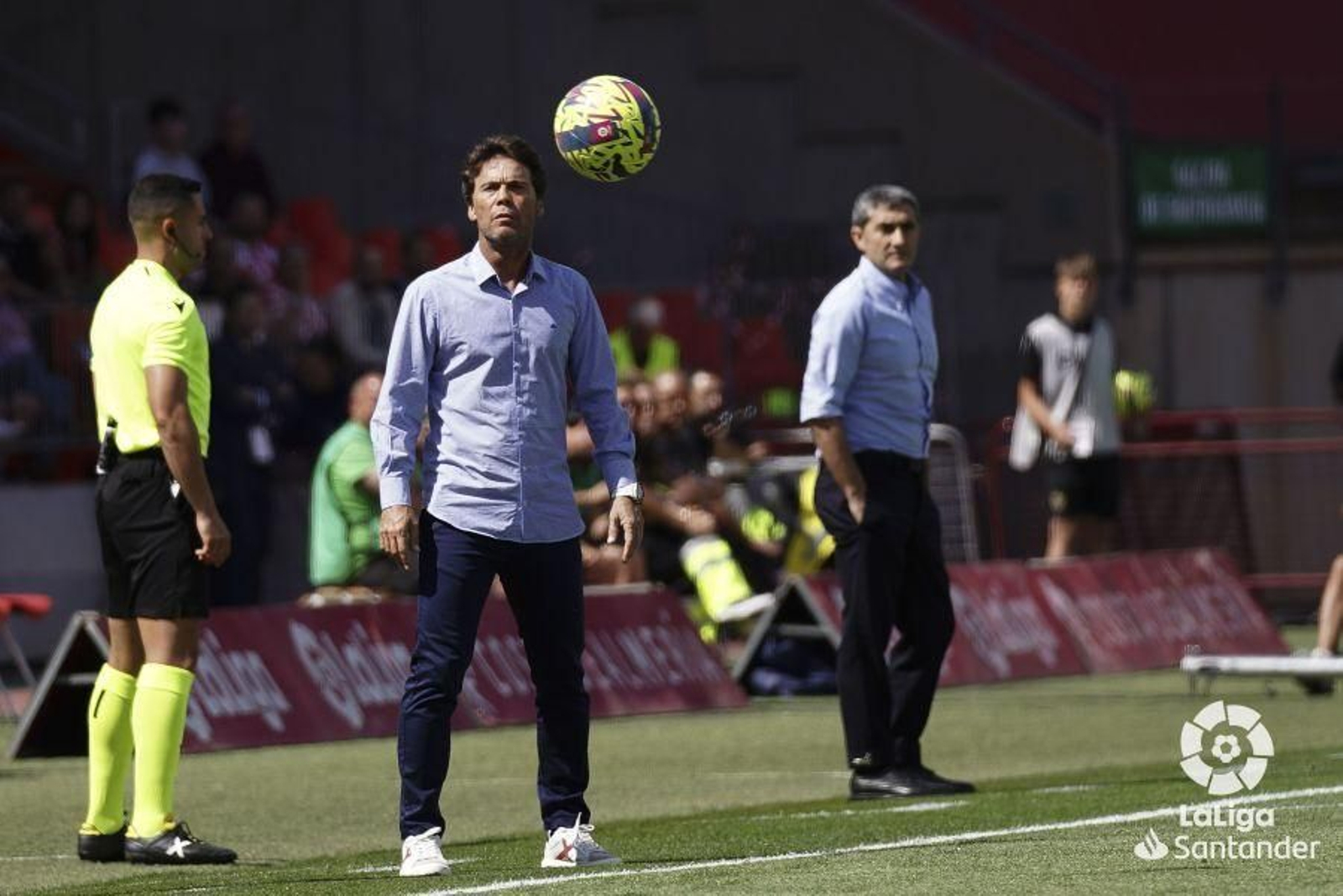 Rubi en la zona técnica durante el Almería-Athletic
