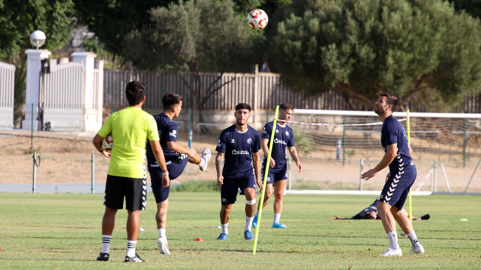 Imágenes del entrenamiento del Xerez DFC en el 'Pepe Ravelo' de Chapín