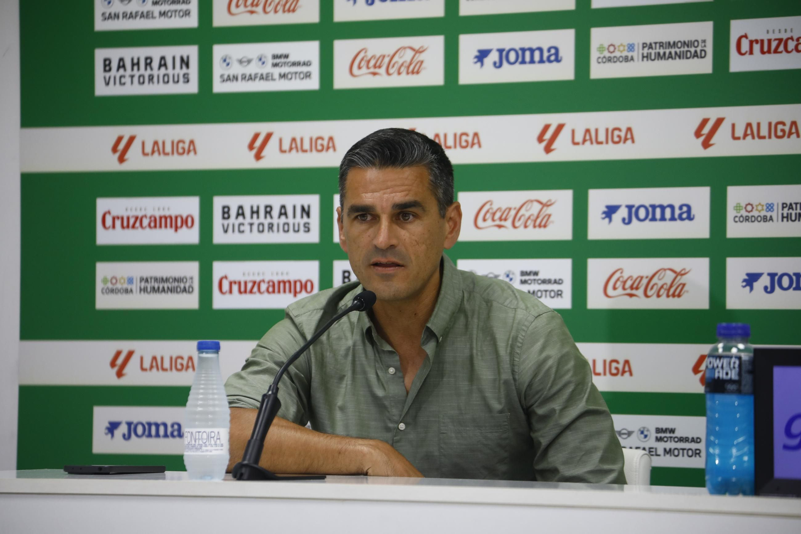 La presentación de la ampliación de contrato de Carlos Marín con el Córdoba CF, en imágenes