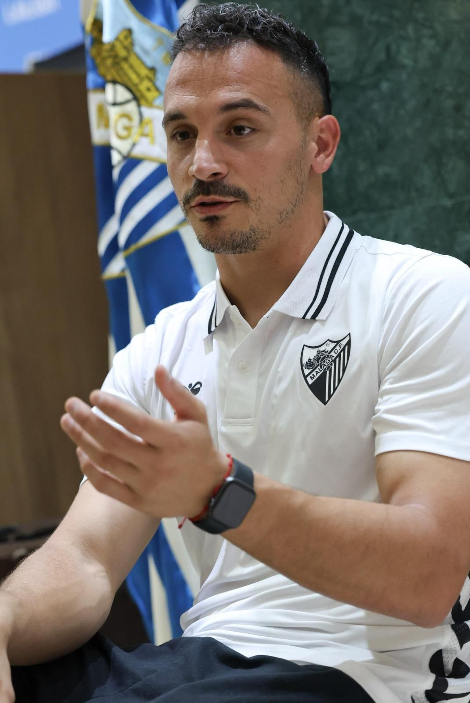 Las espectaculares fotos de Alfonso Herrero, portero del Málaga CF
