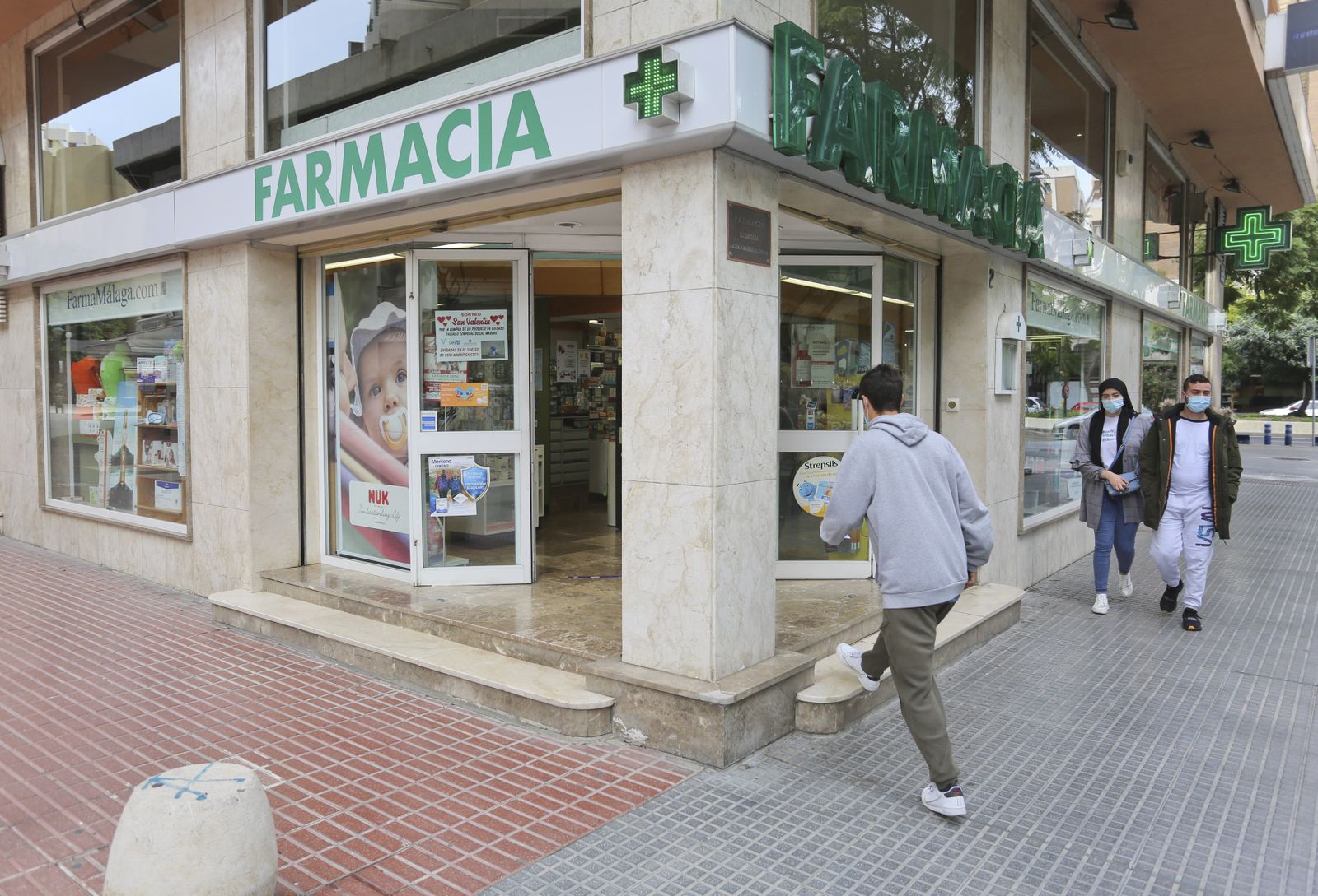Málaga capital vive el primer día de su nuevo cierre
