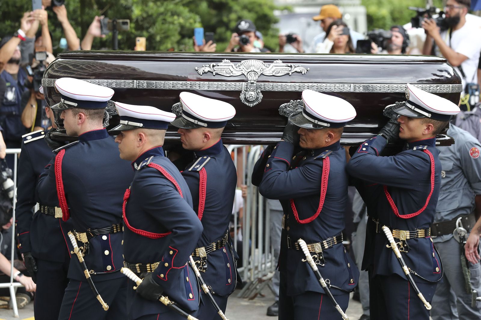 Las fotos del entierro de Pelé