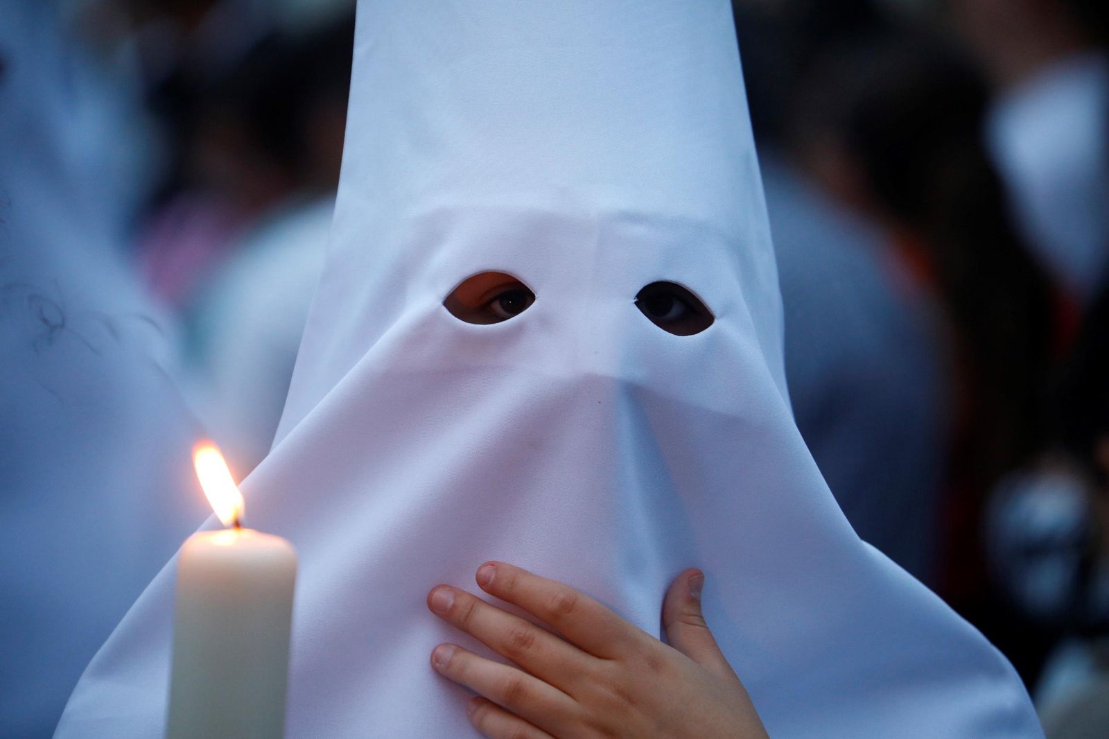 La procesión del Señor de la Salud de Puerta Nueva, en imágenes