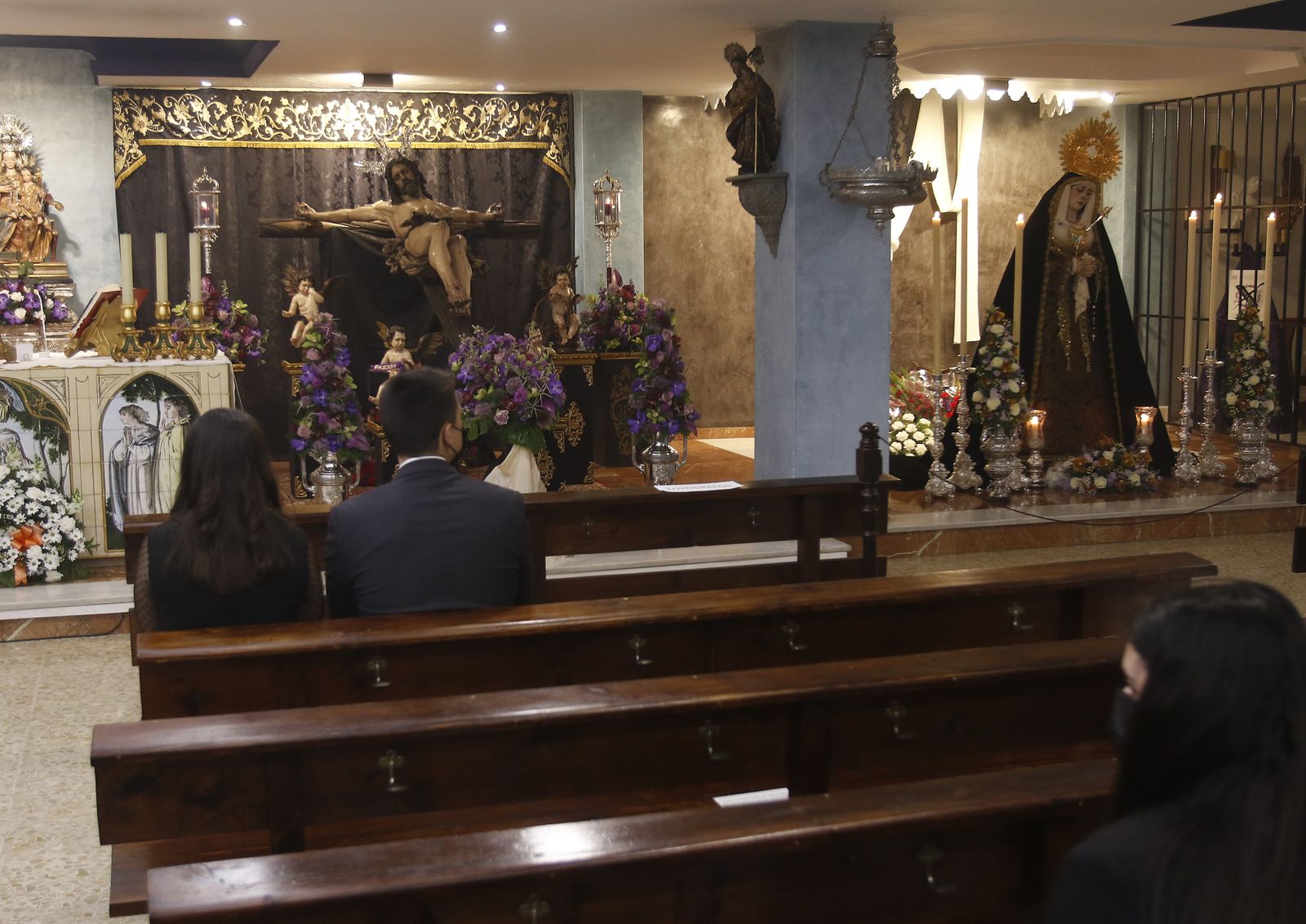 Distancia entre cofrades en la Hermandad de Pasión y Muerte.