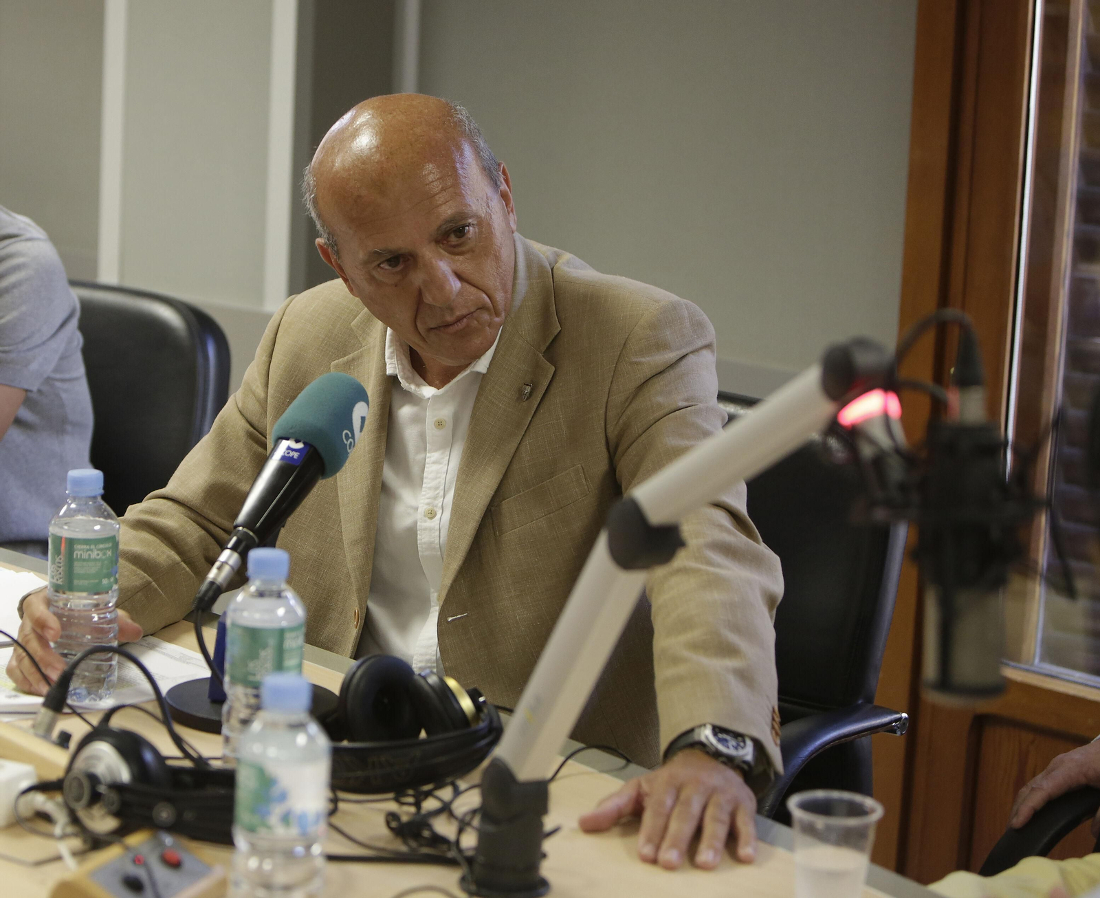 José María del Nido, en los estudios de COPE Sevilla durante una entrevista.