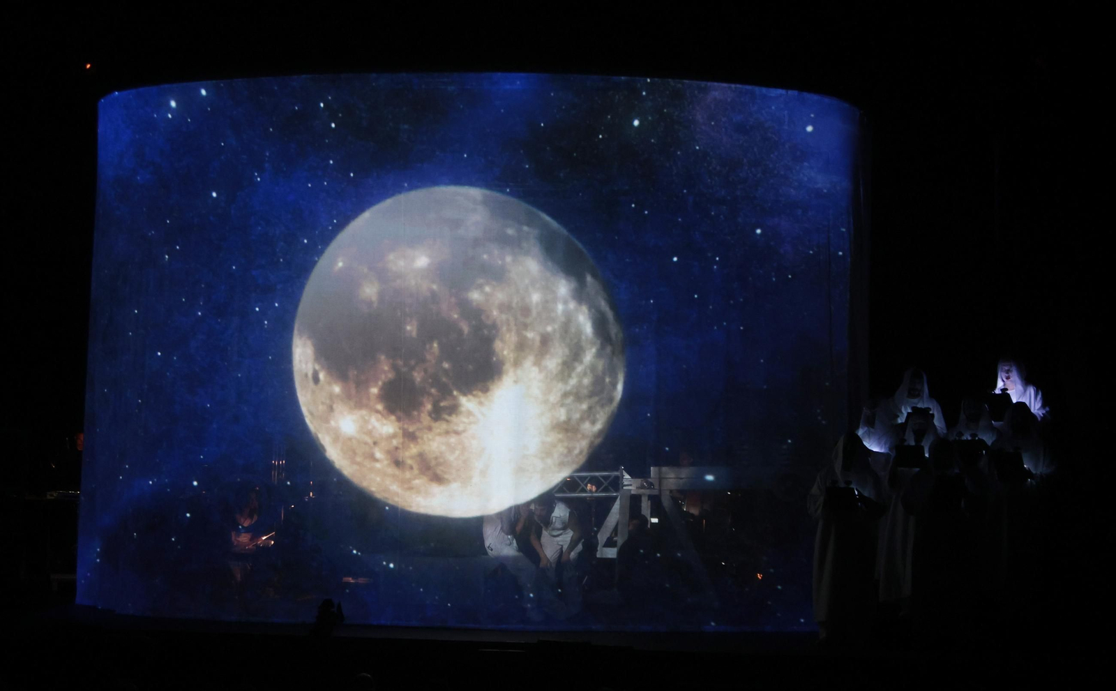 Imágenes de la ópera 'Carmina Burana' en Jerez