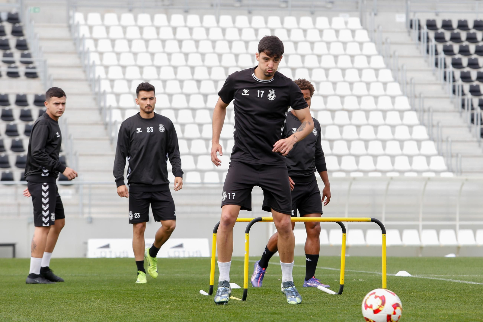 Las fotos del entrenamiento de la Balona previo a su visita al UCAM Murcia