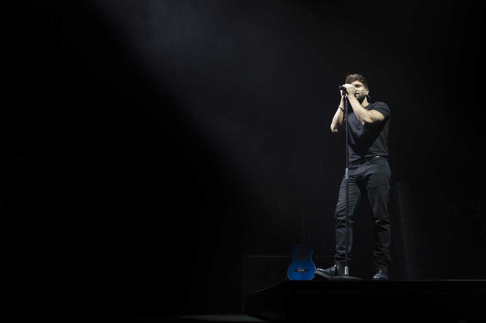 Pablo Alborán con 'la Cuarta Hoja' triunfa en la Plaza de Toros de Granada