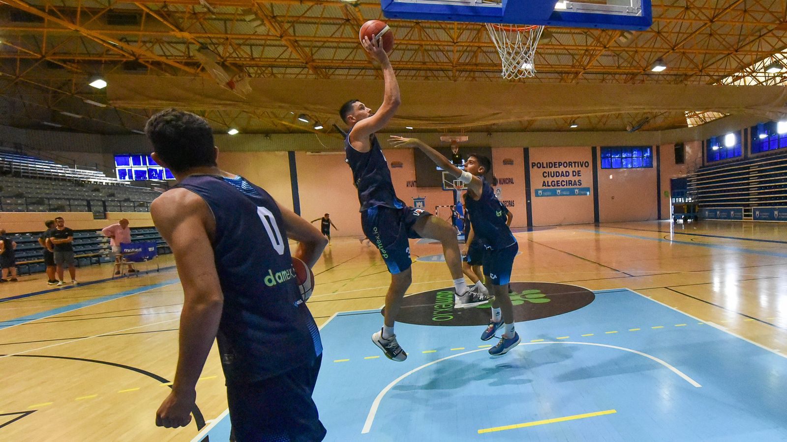 Las fotos del primer entrenamiento del UDEA 2023-24