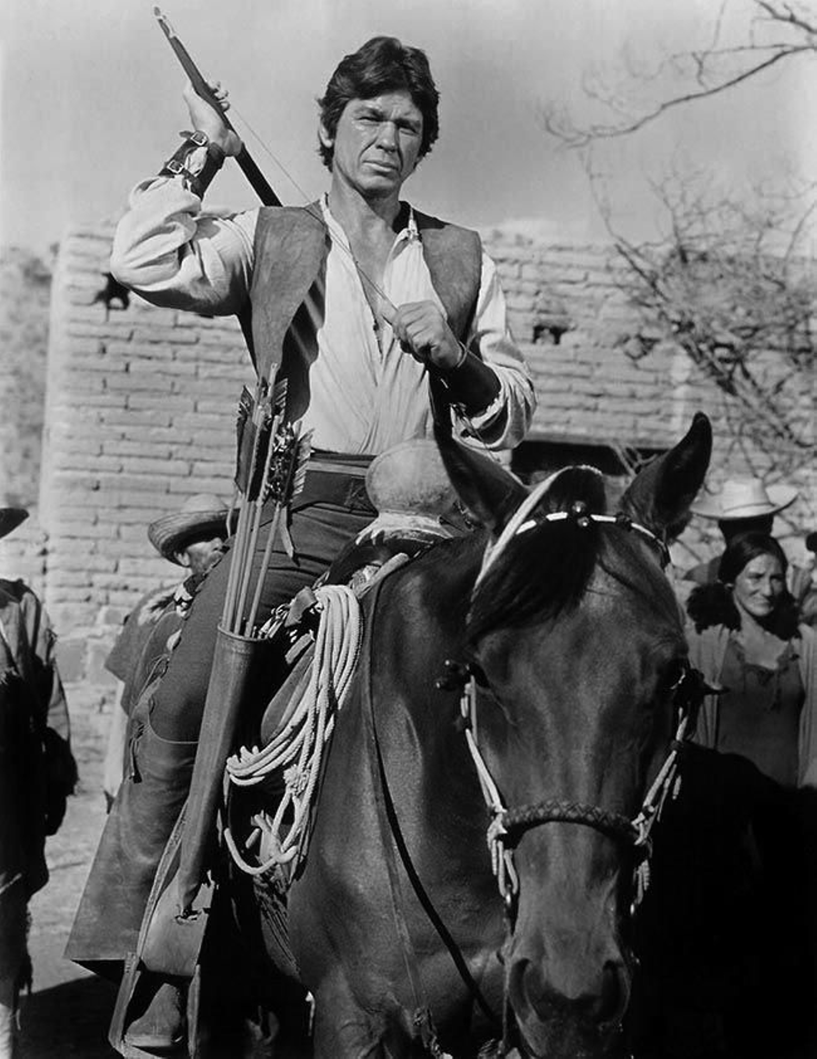 Bronson en un papel de western