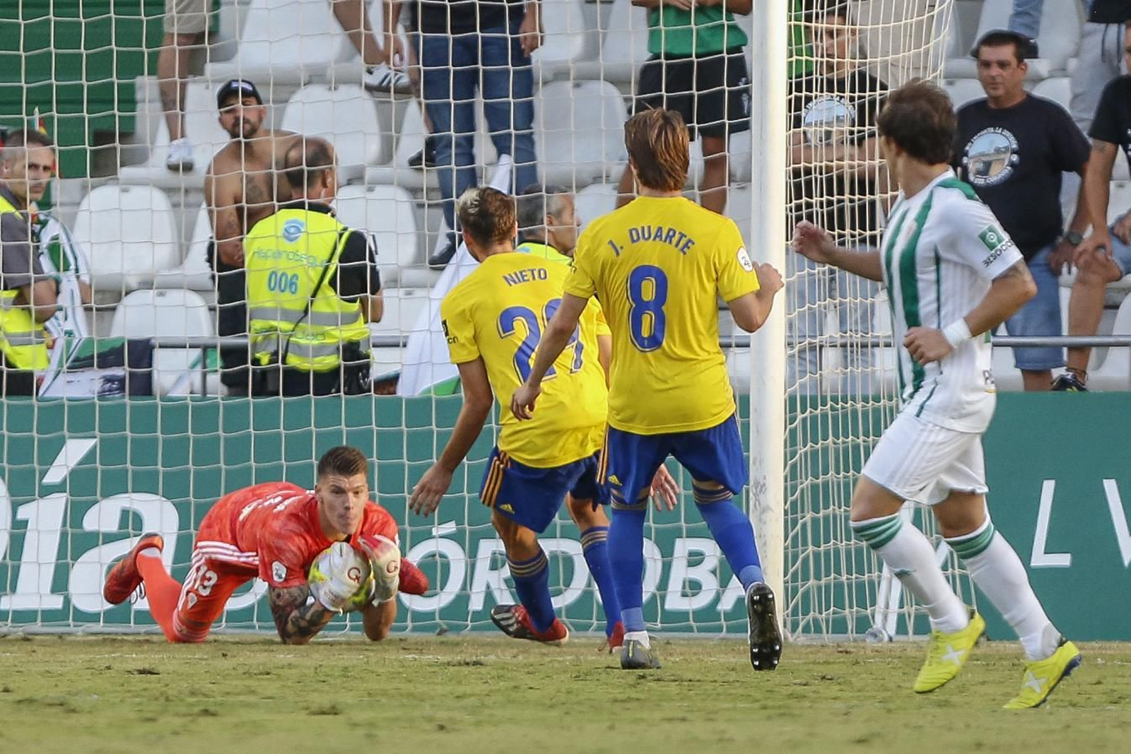 Las imágenes del Córdoba CF - Cádiz B