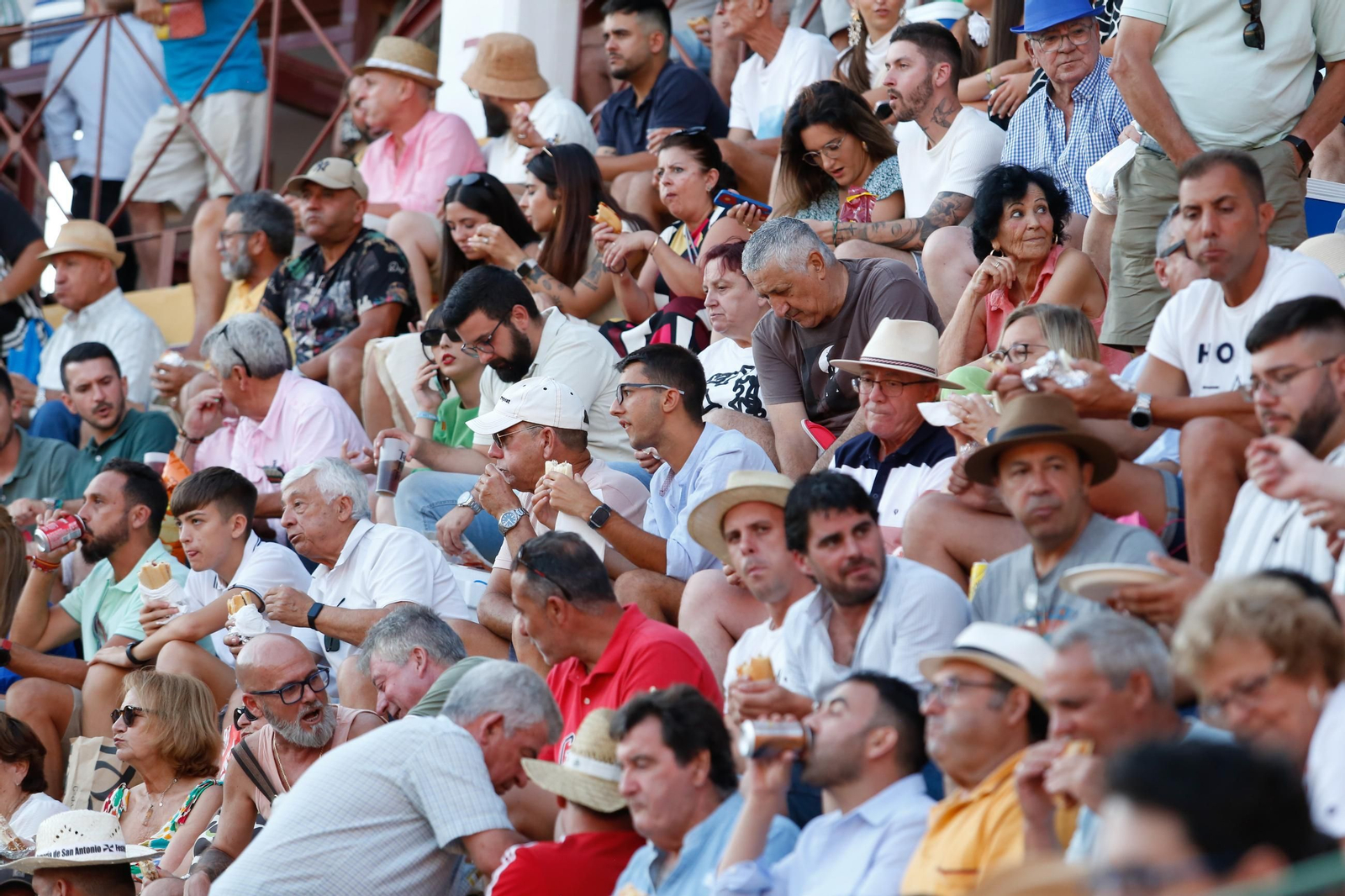 Búscate en el mano a mano entre Roca Rey y Pablo Aguado en La Línea