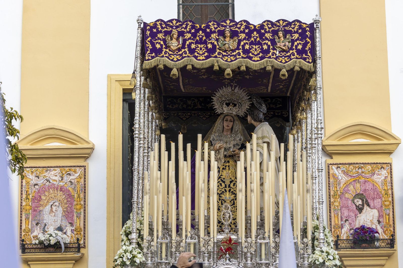 Las imágenes de la hermandad del Ecce Homo en la Semana Santa de San Fernando 2025