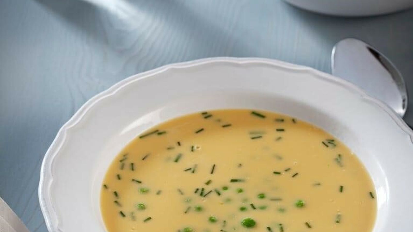 Crema de maíz y guisantes.