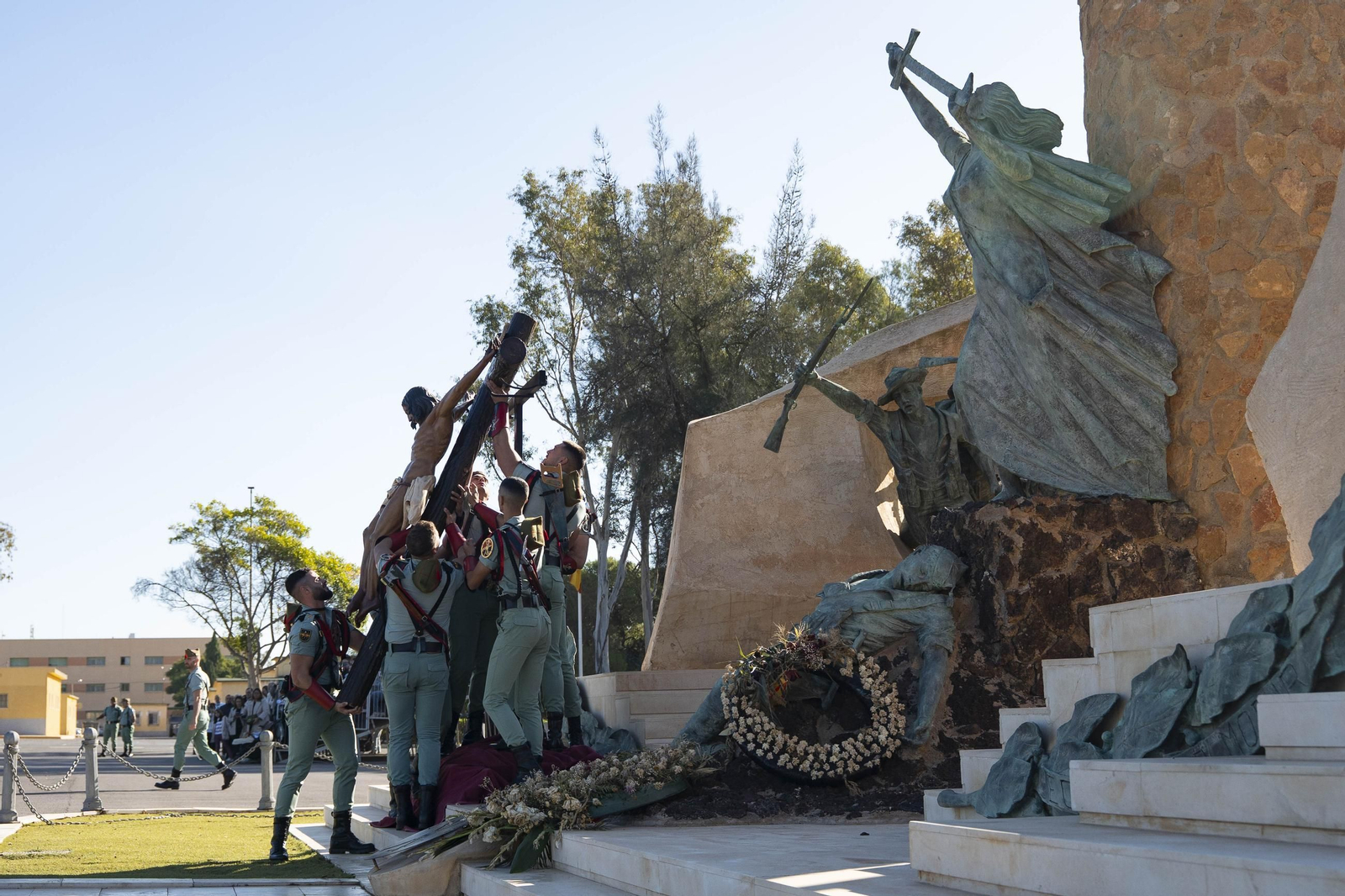 Así conmemora el día de la Inmaculada Concepción la Brigada de la Legión en Almería y despide al contingente que parte a Eslovaquia