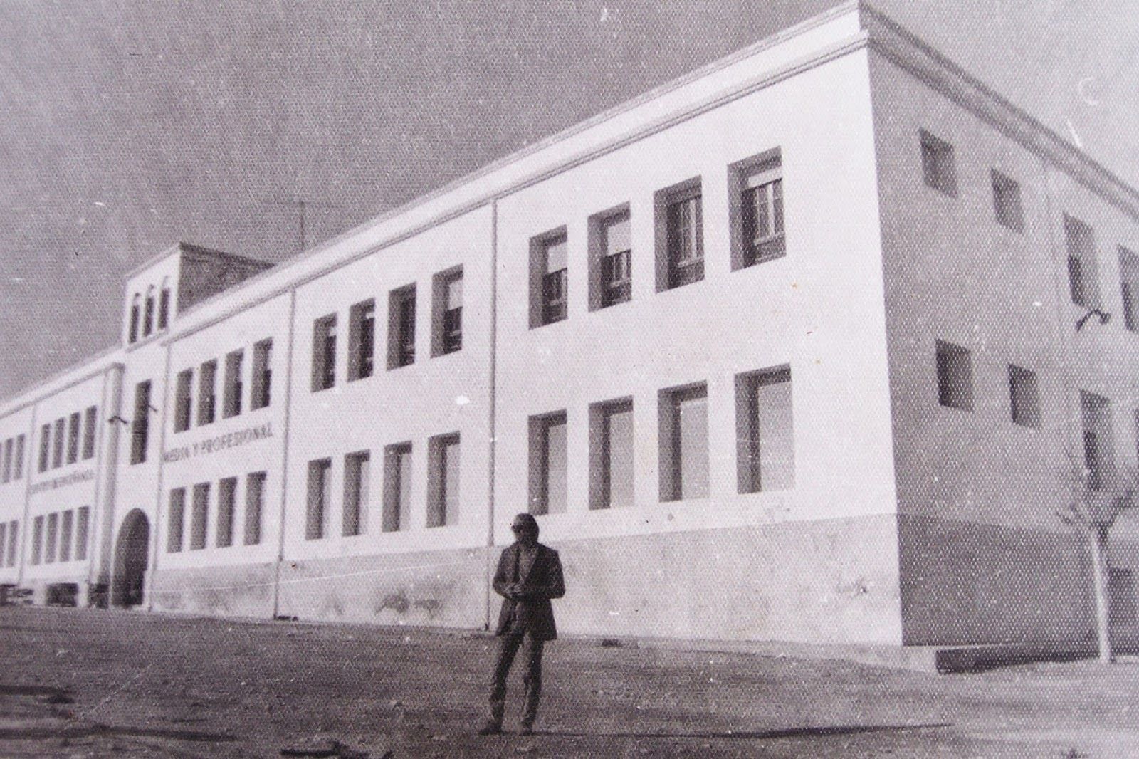 Instituto Laboral Fernando el Católico de Vera.