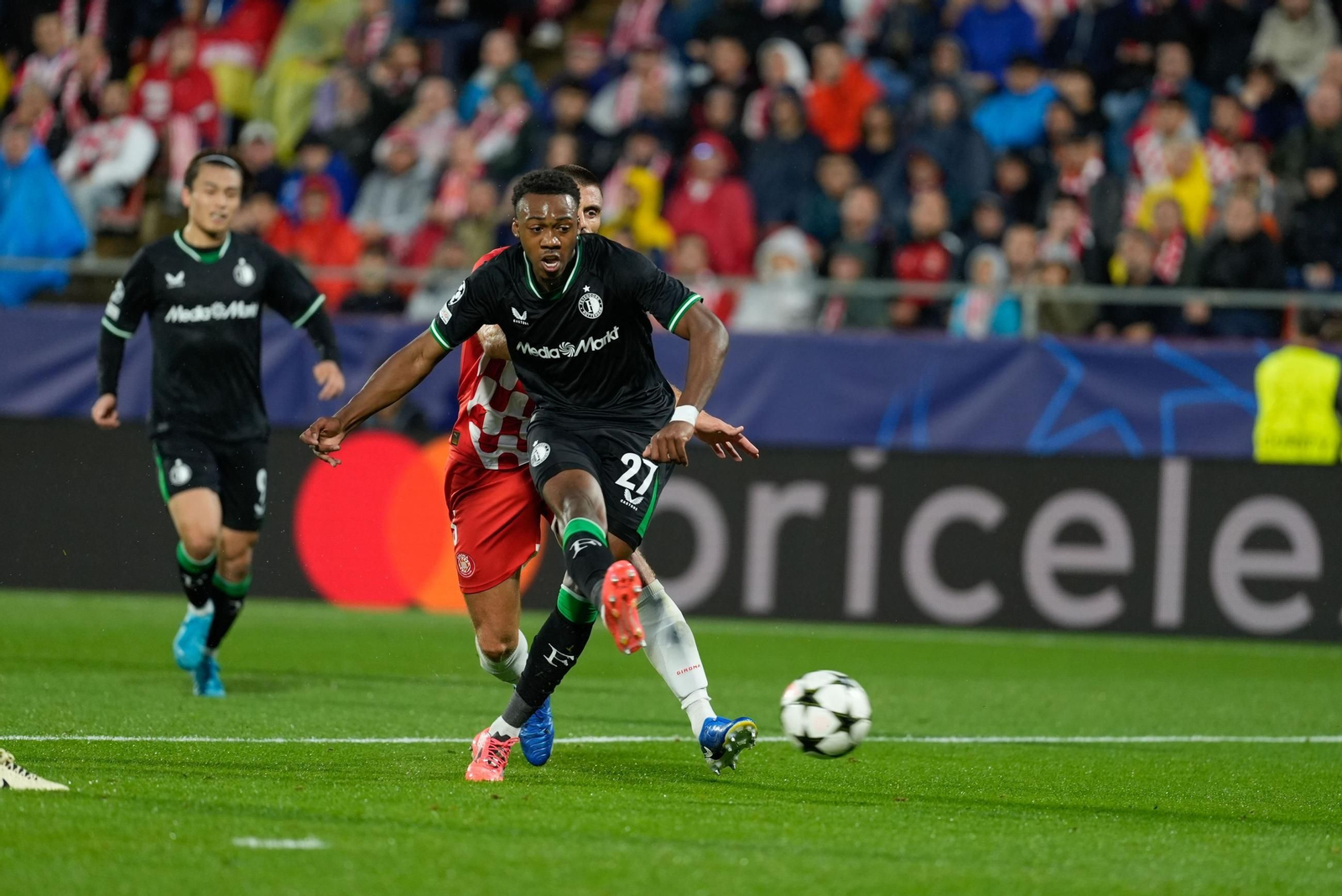 El Girona-Feyenoord de la Champions League, en fotos