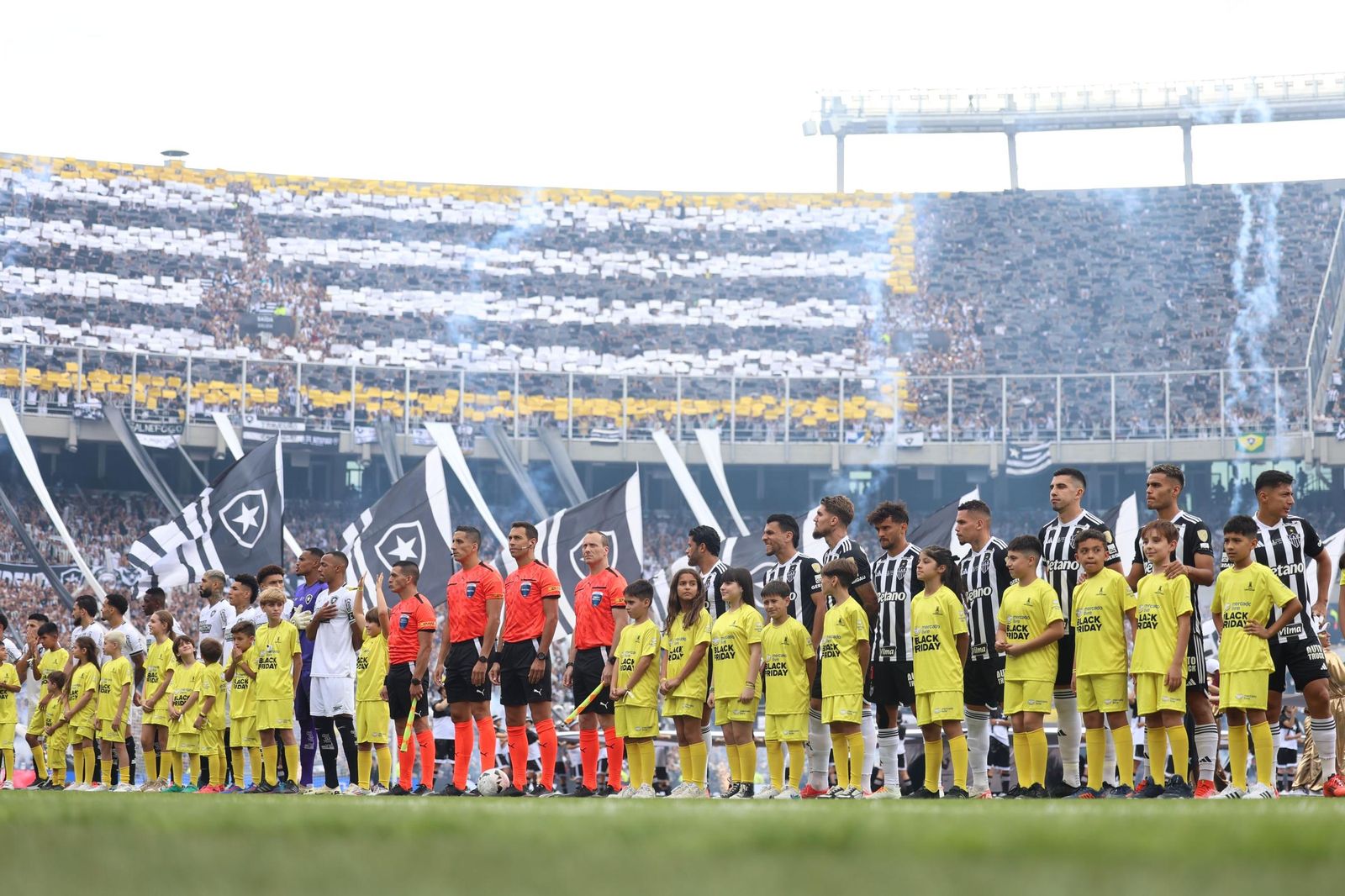 Las fotos de una final de la Libertadores histórica; Botafogo, campeón con 10, ante Atlético Mineiro