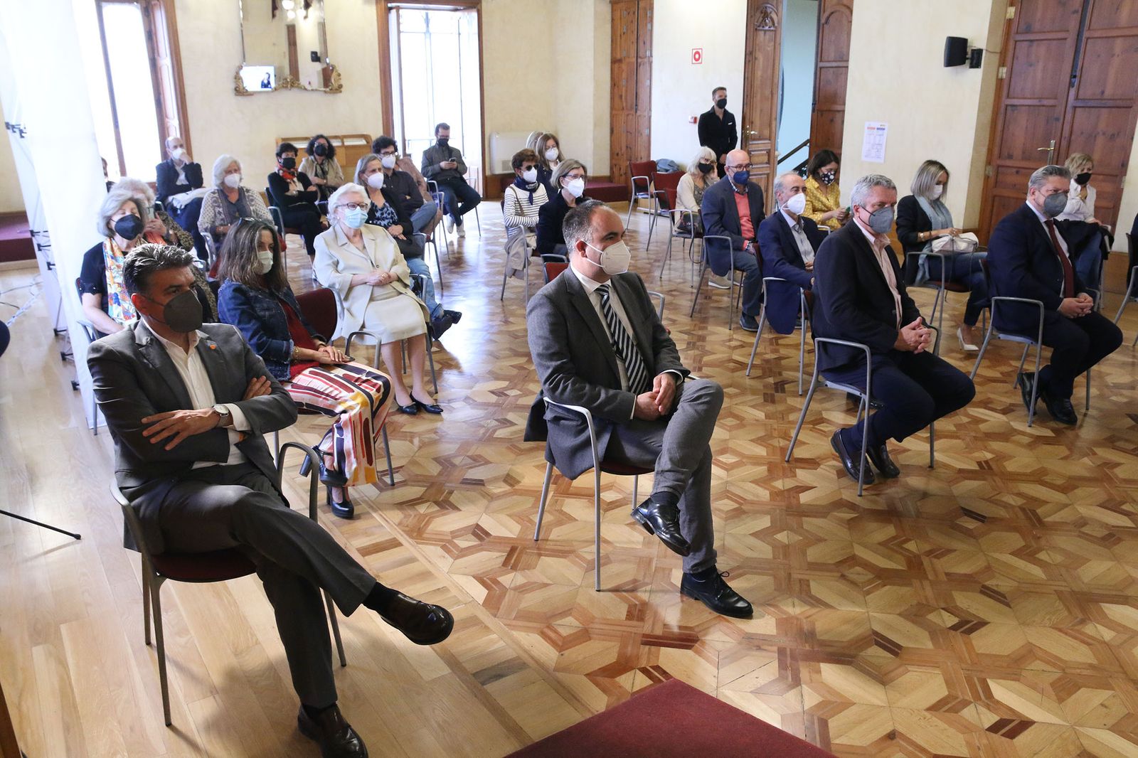 Fotogalería Diario de los Libros, con Vanessa Montfort y su obra 'La mujer sin nombre'