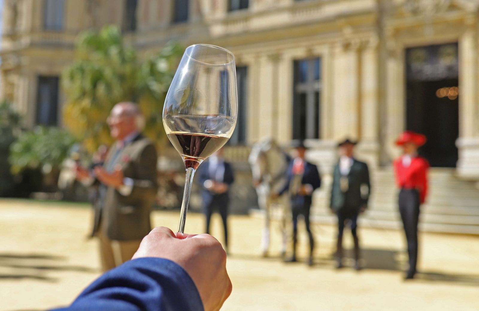 Imágenes del maridaje 'Vinos y Caballos'