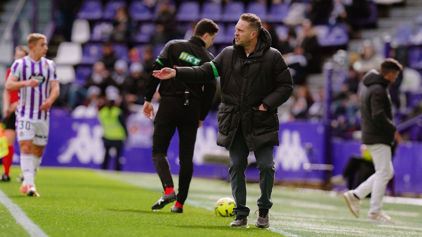 Tevenet, en un partido al frente del Valladolid